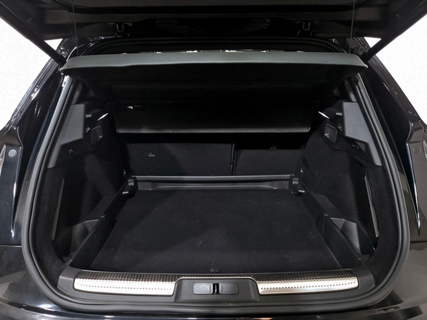 DS DS7 Crossback PureTech 180 Rivoli Auto 132 kW (180 CV)