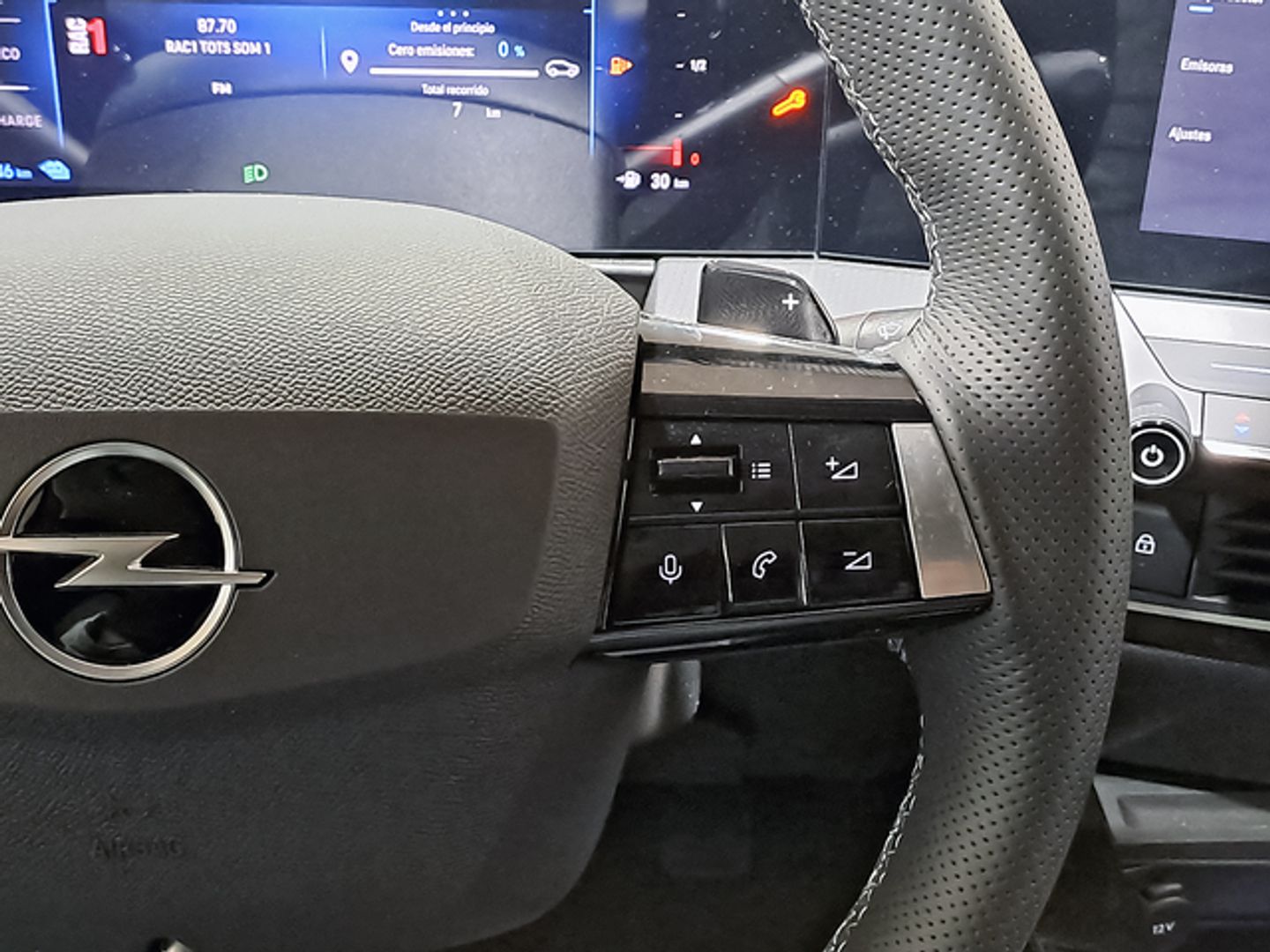 Opel Astra 1.6T Hybrid Elegance