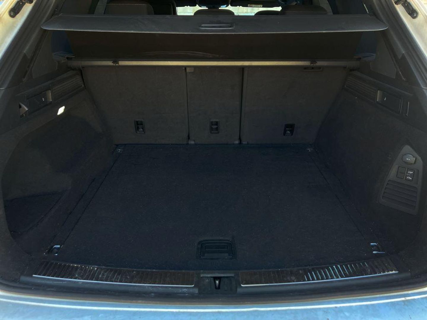 Volkswagen Touareg 3.0 V6 R-Line