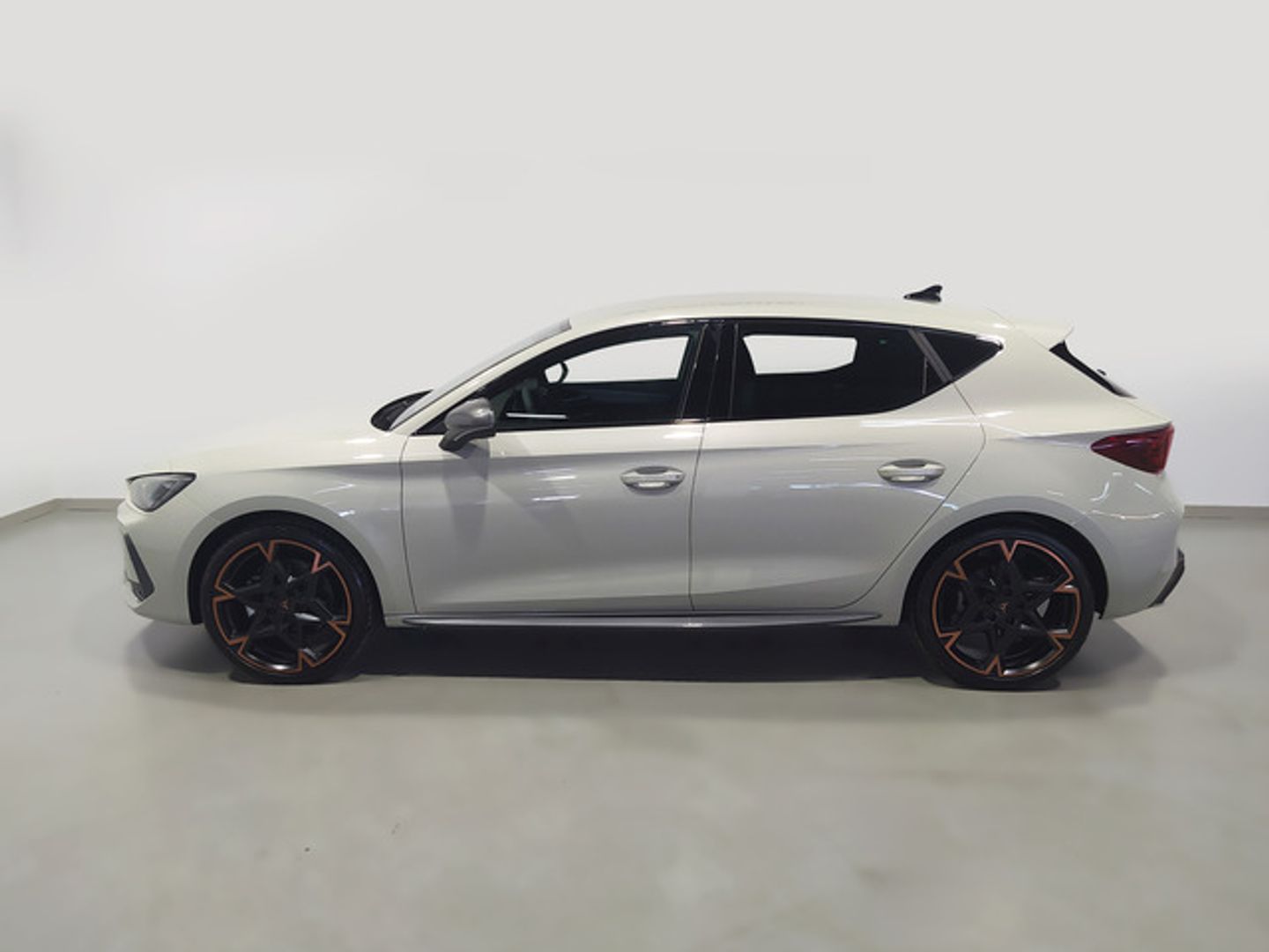 Cupra Leon 1.5 eTSI Launch Edition