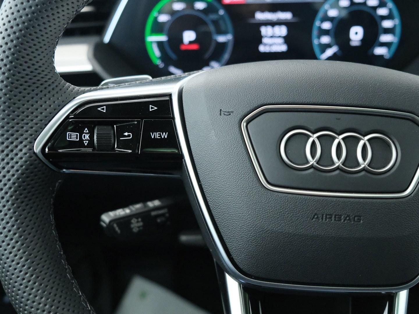 Audi Q8 e-tron Sportback S line 55 quattro 300 kW (408 CV)