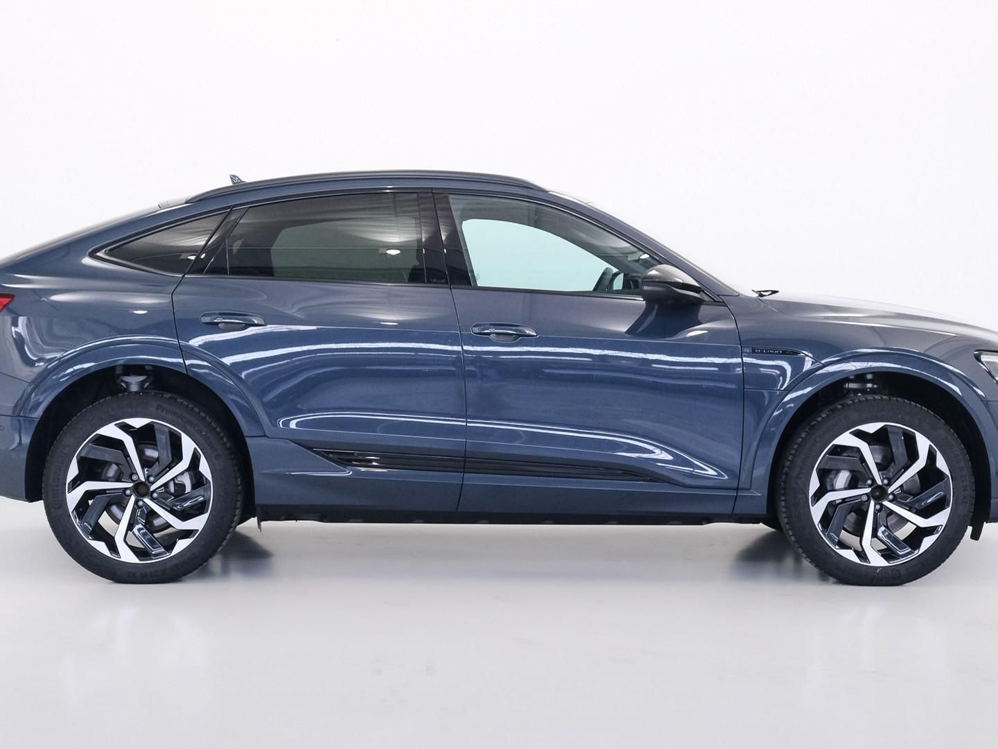 Audi Q8 e-tron Sportback S line 55 quattro 300 kW (408 CV)