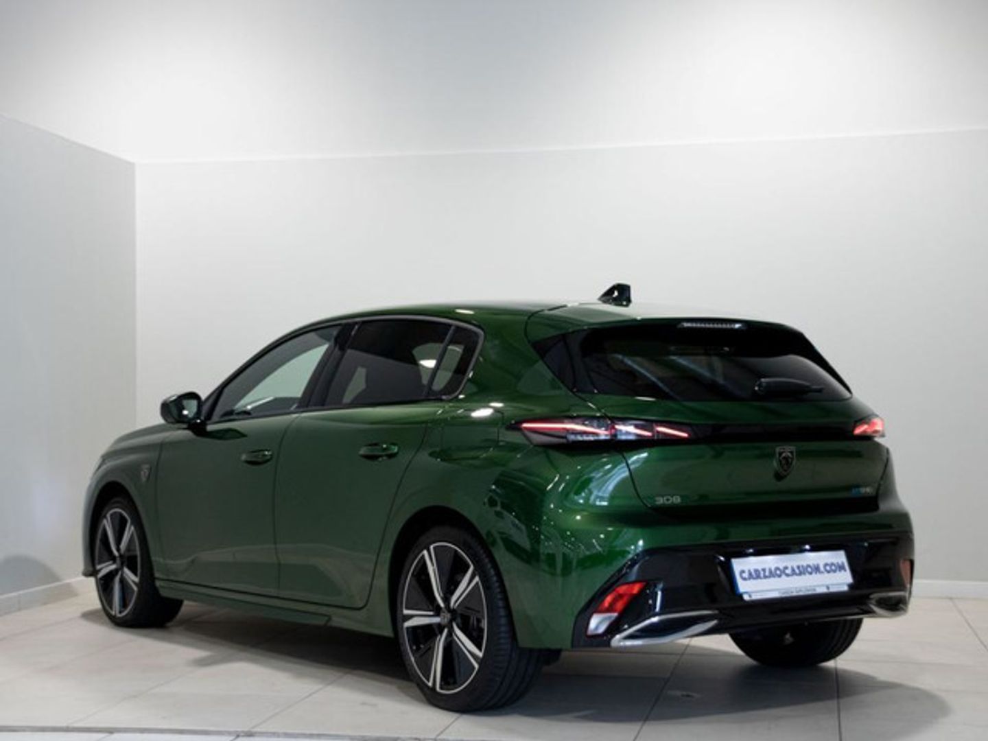 Peugeot 308 Hybrid 225 GT