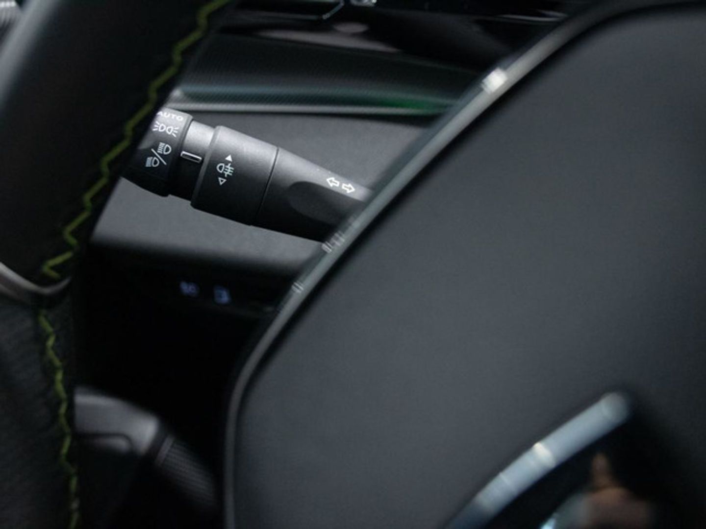 Peugeot 308 Hybrid 225 GT