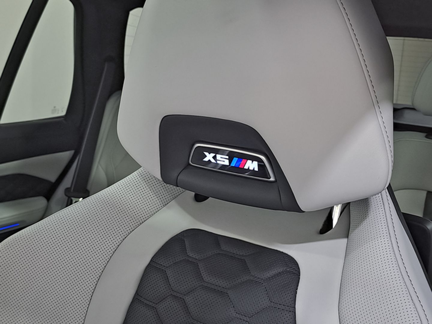 BMW M X5 M 441 kW (600 CV)