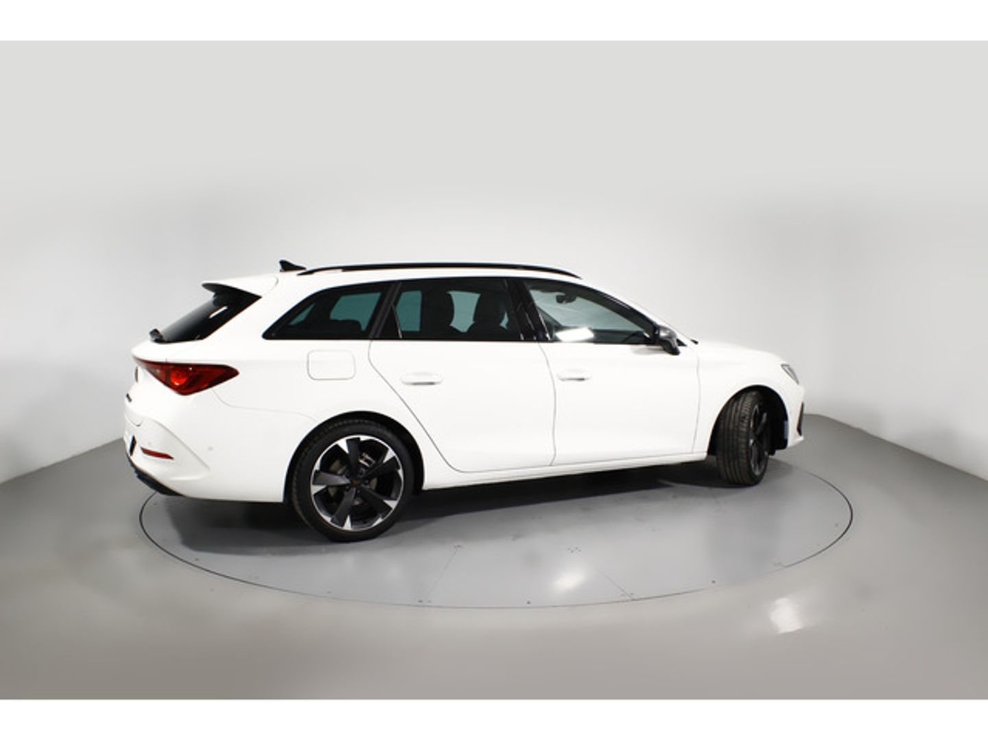 Cupra Leon Sportstourer 1.5 eTSI -