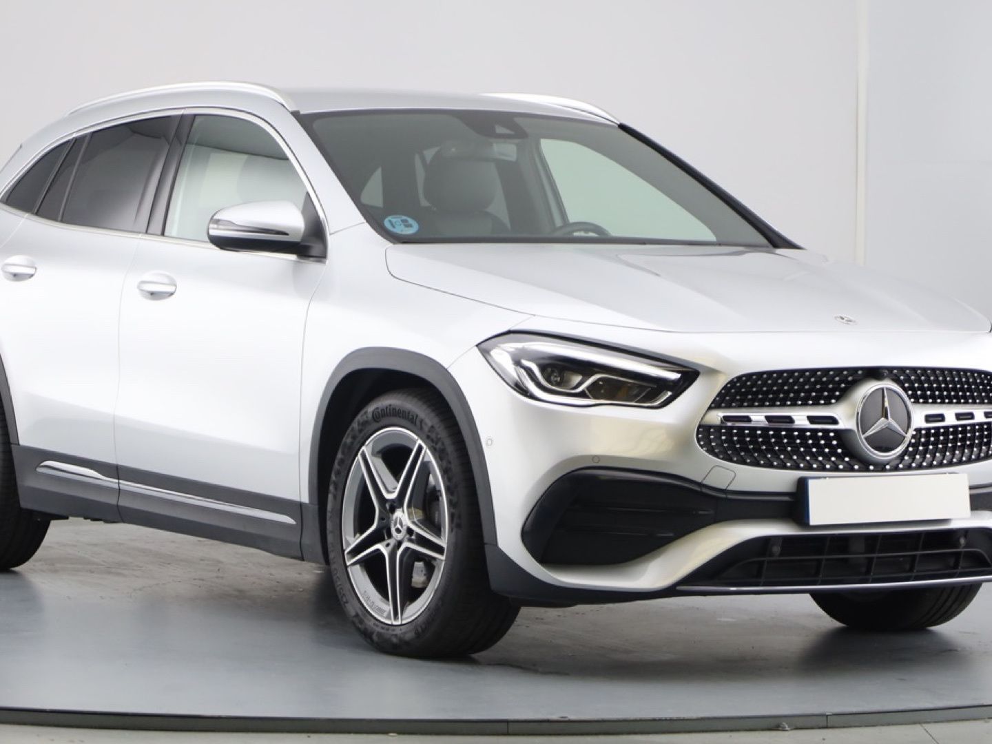 Mercedes-benz GLA 180