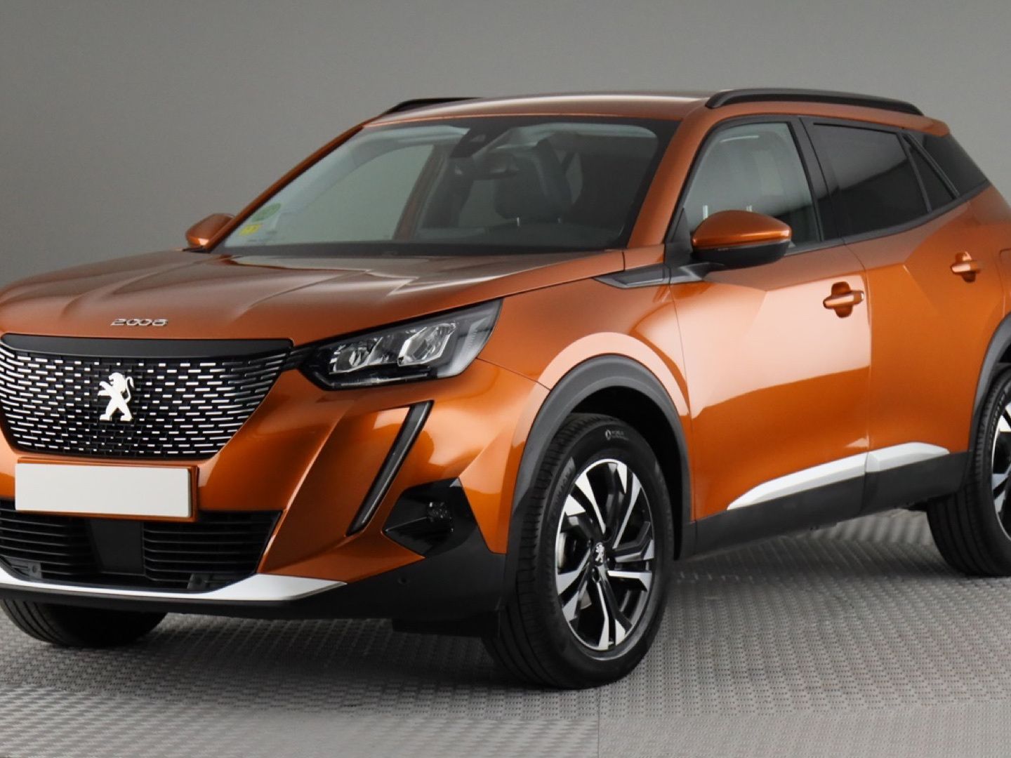 Peugeot 2008 SUV PureTech 130 Allure Naranja SUV