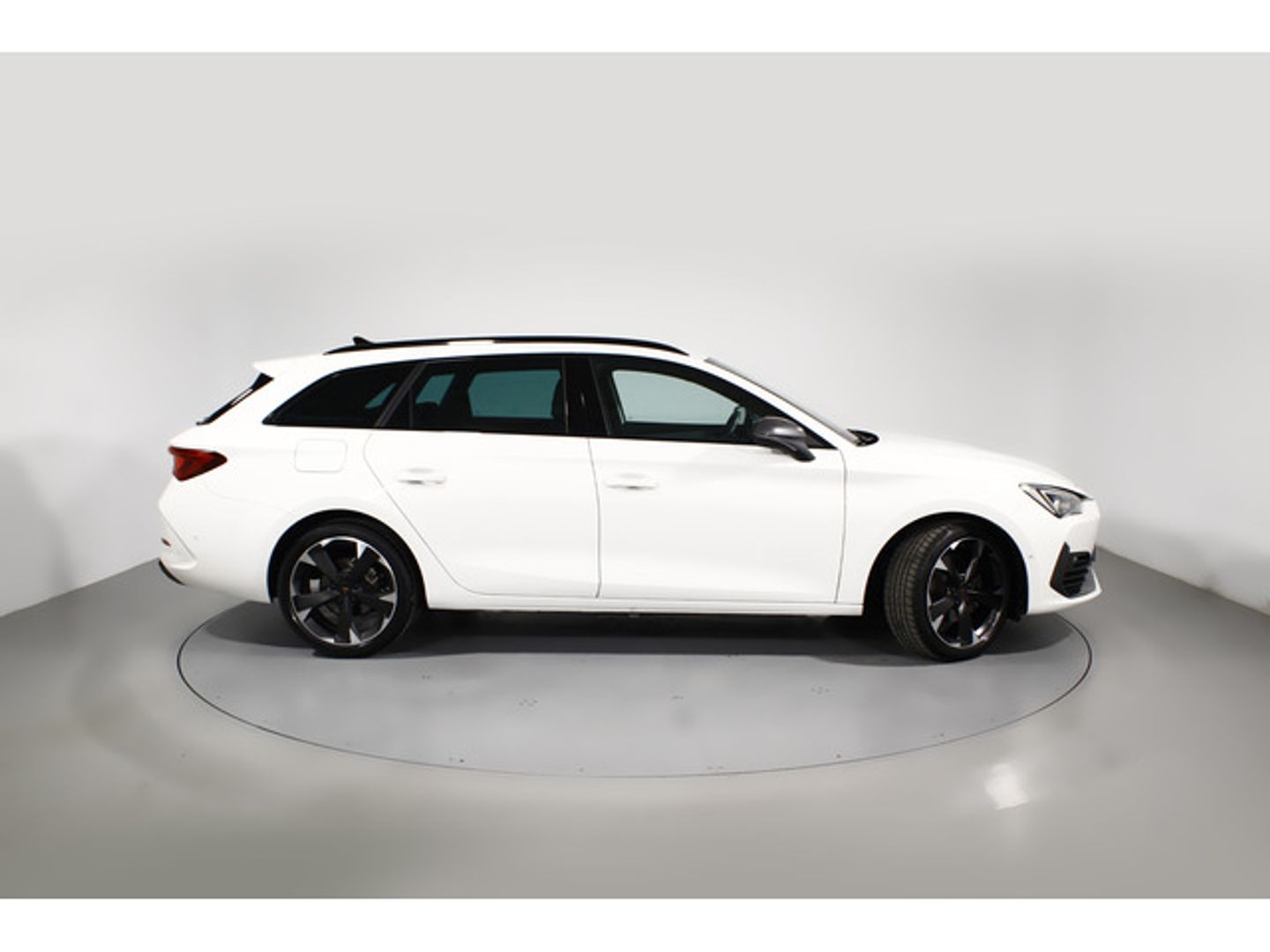 Cupra Leon Sportstourer 1.5 eTSI -