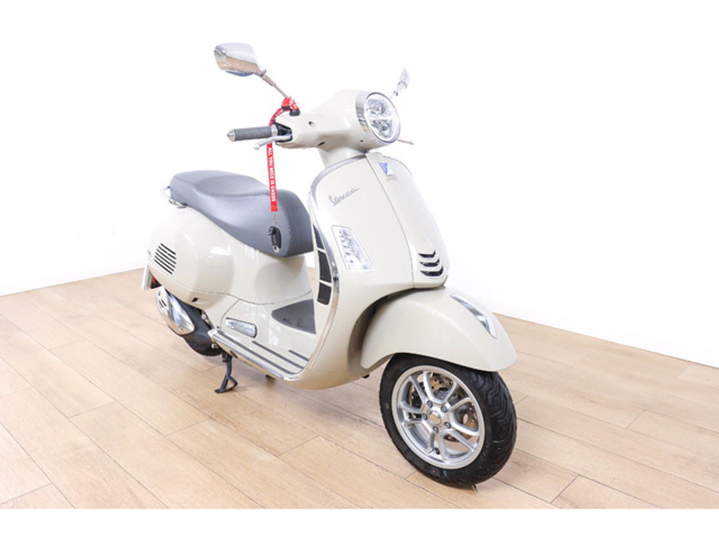 Vespa GTS 300