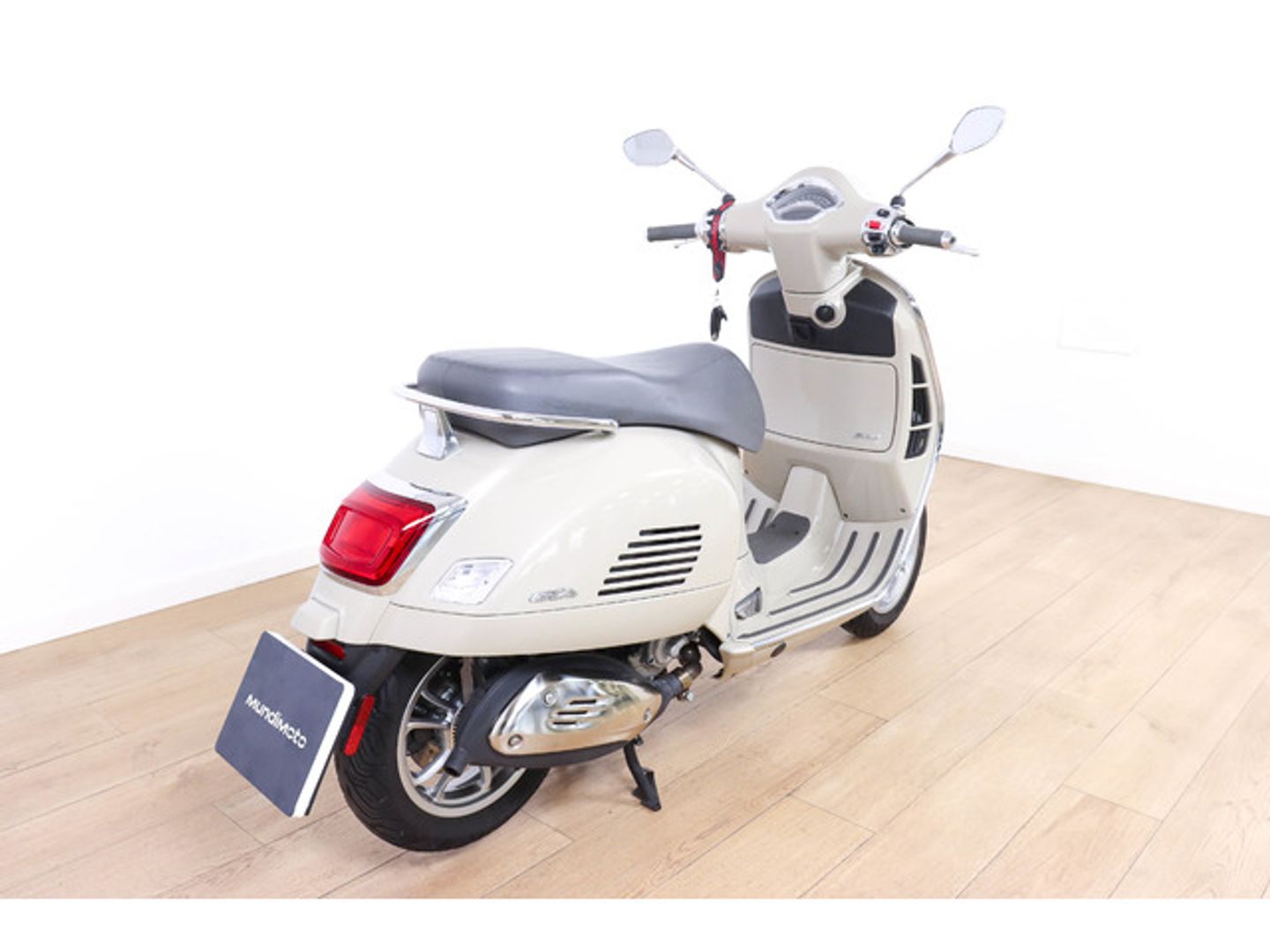 Vespa GTS 300