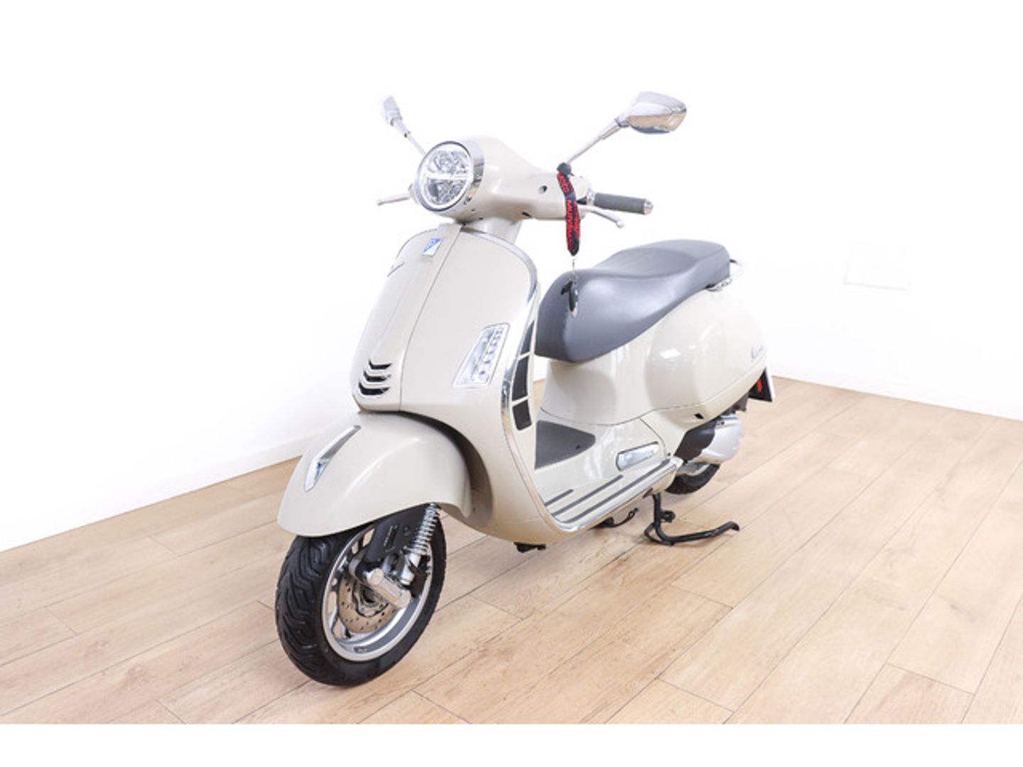 Vespa GTS 300