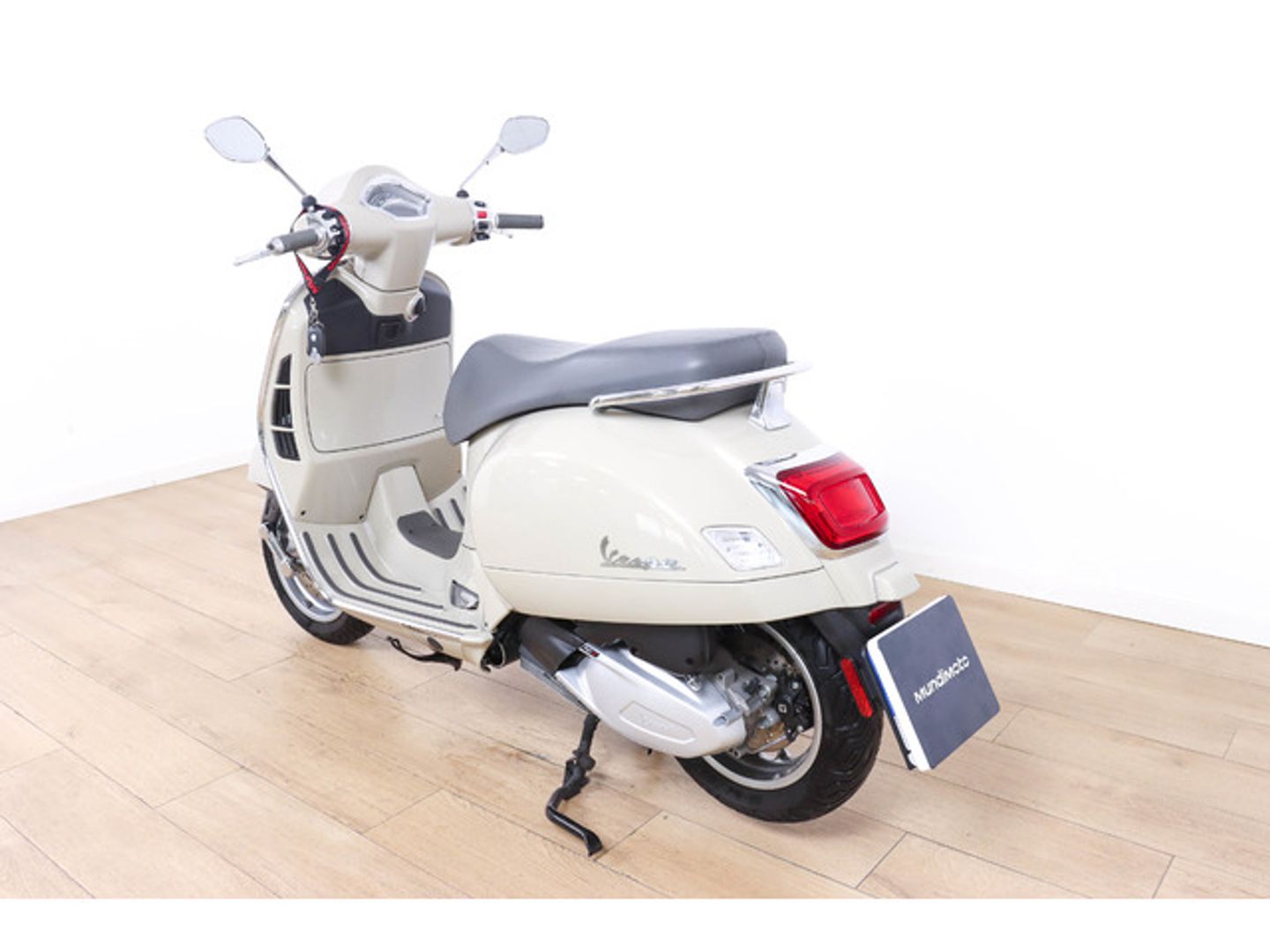 Vespa GTS 300