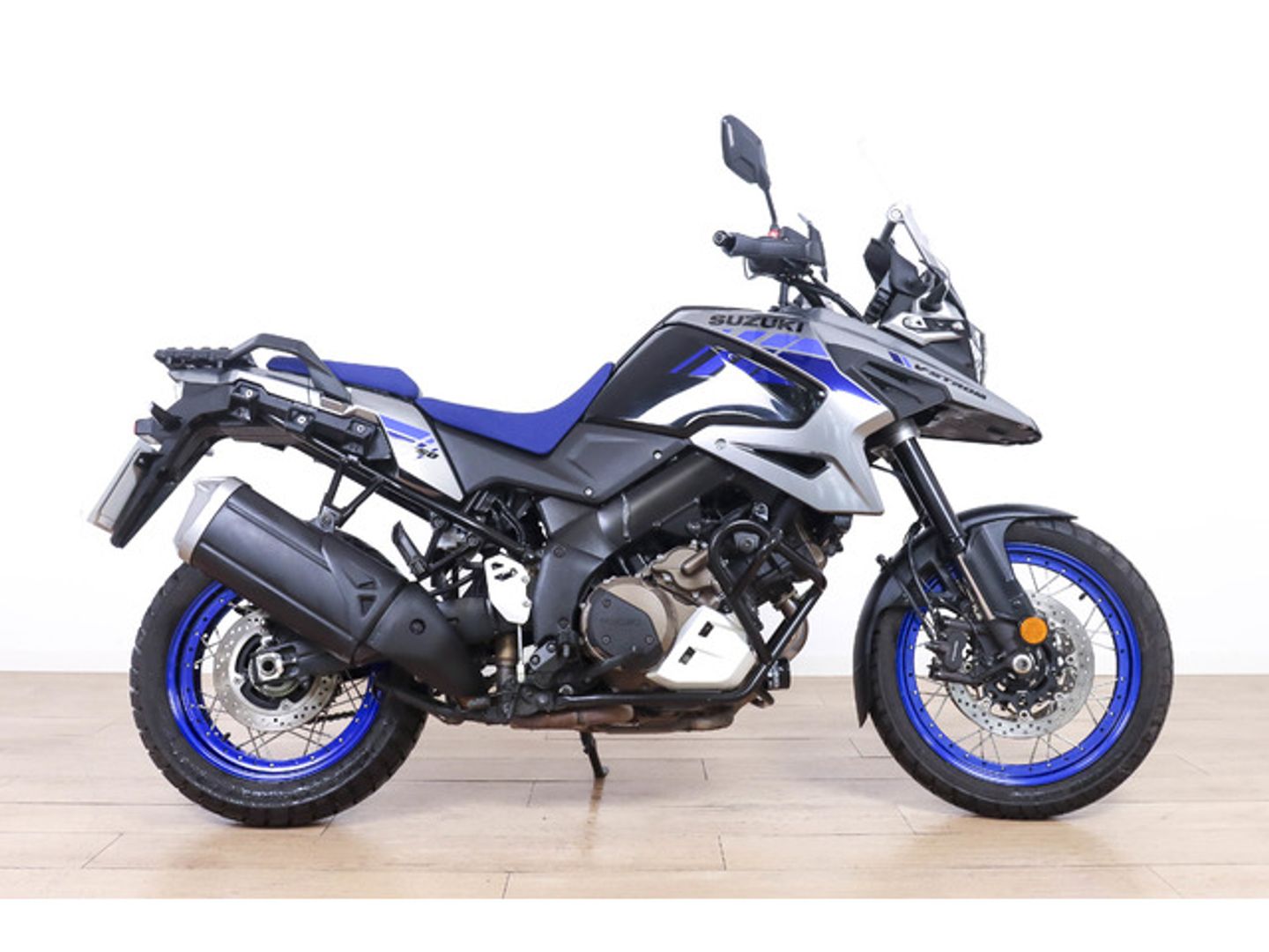 Suzuki V-STROM 1050 XT ABS Gris Motorcycle