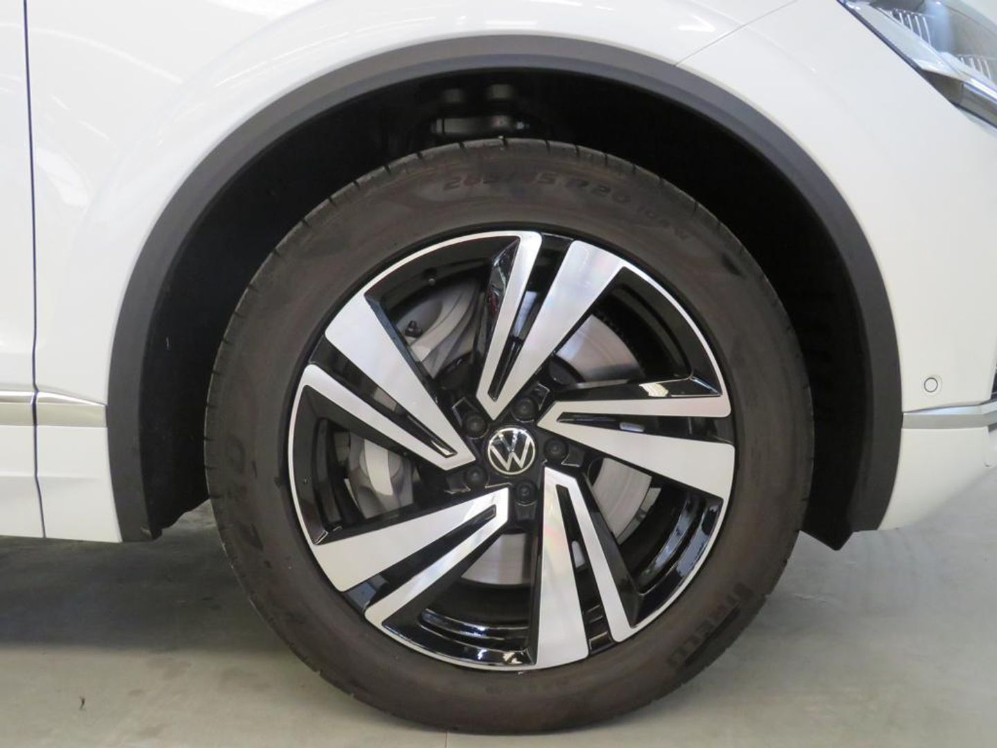 Volkswagen Touareg 3.0 TSI eHybrid Elegance