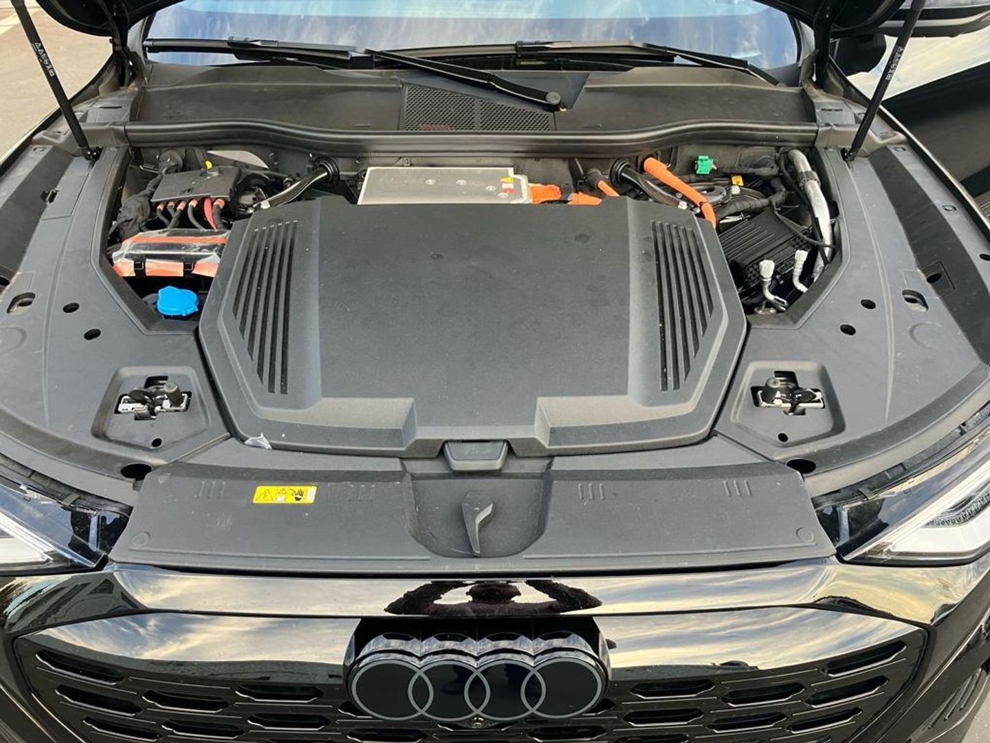 Audi Q8 e-tron Sportback S line 55 quattro 300 kW (408 CV)