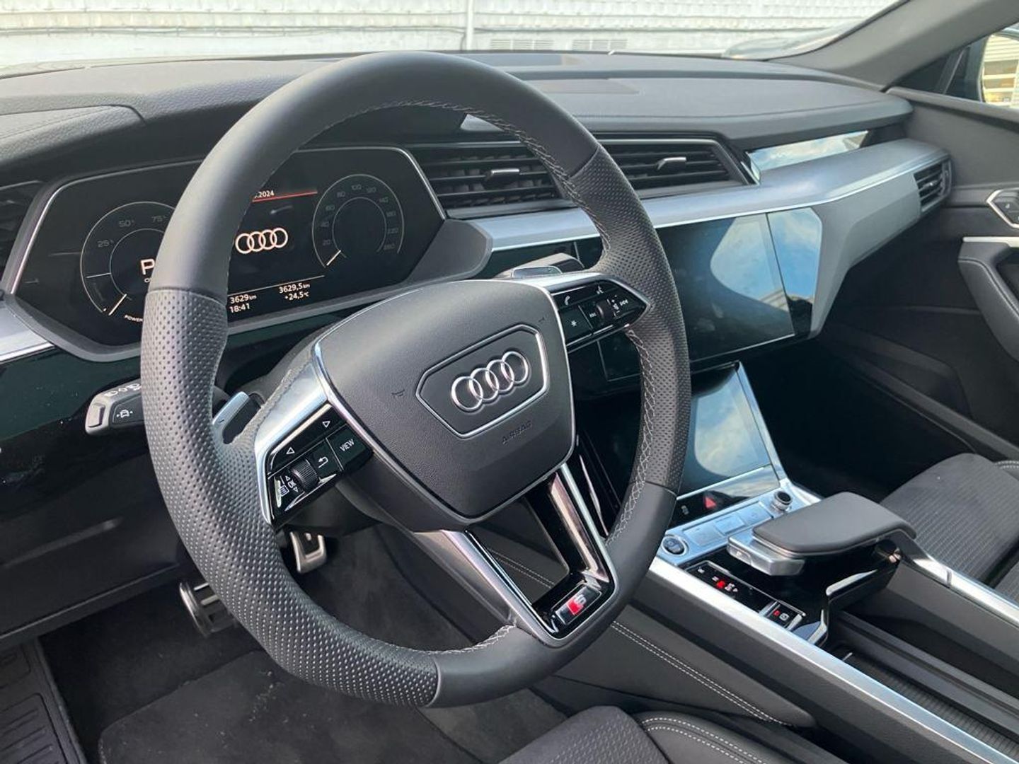 Audi Q8 e-tron Sportback S line 55 quattro 300 kW (408 CV)