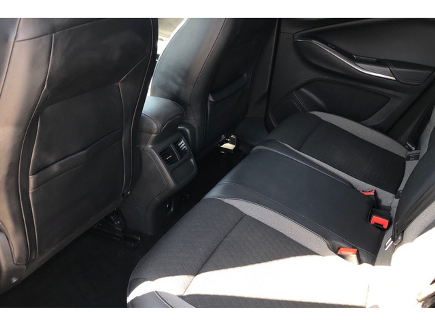 Opel Grandland X 1.2 Turbo S&S Design Line 96 kW (130 CV)