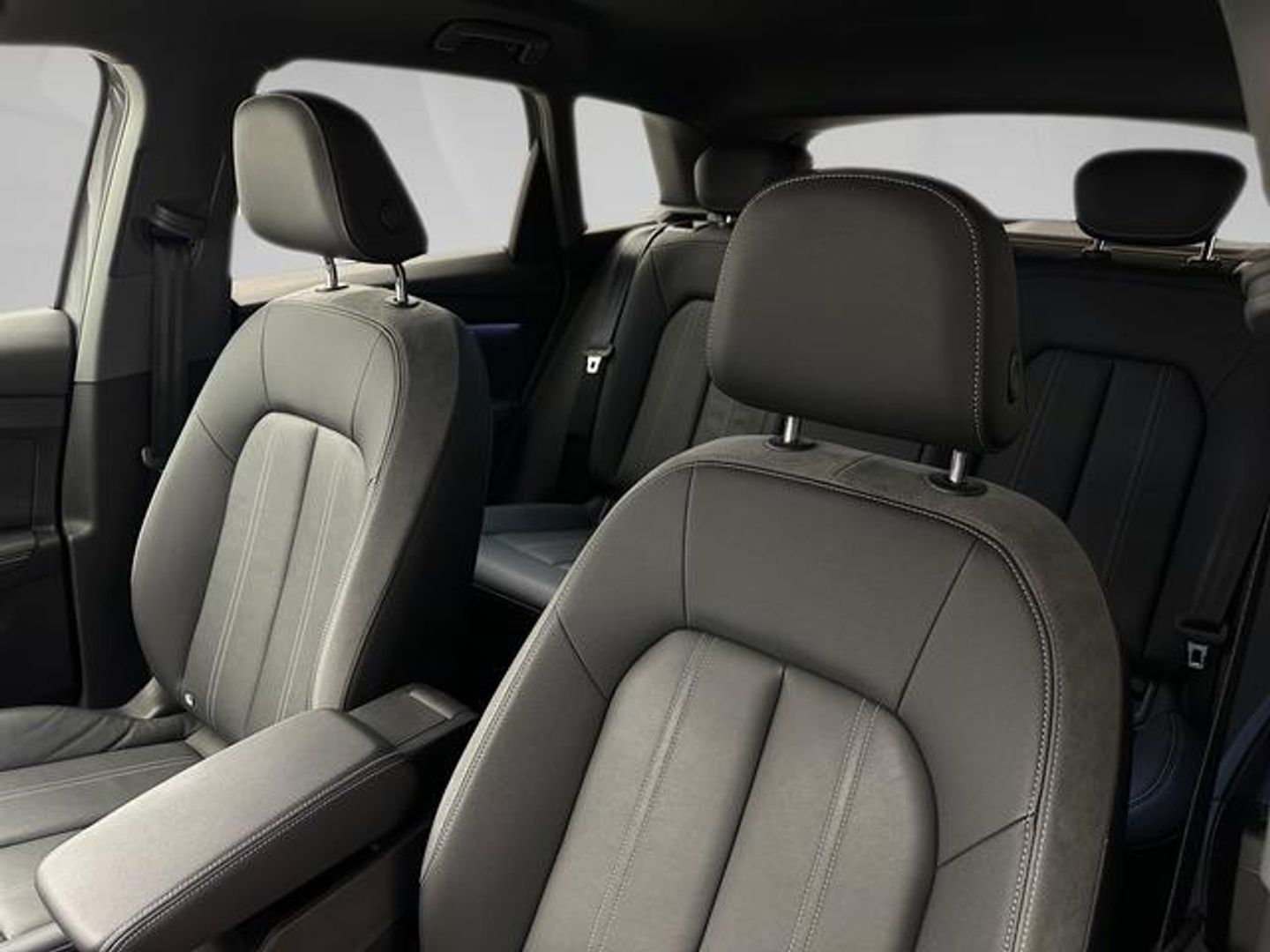 Audi Q4 e-tron Advanced 40 e-tron 150 kW (204 CV)