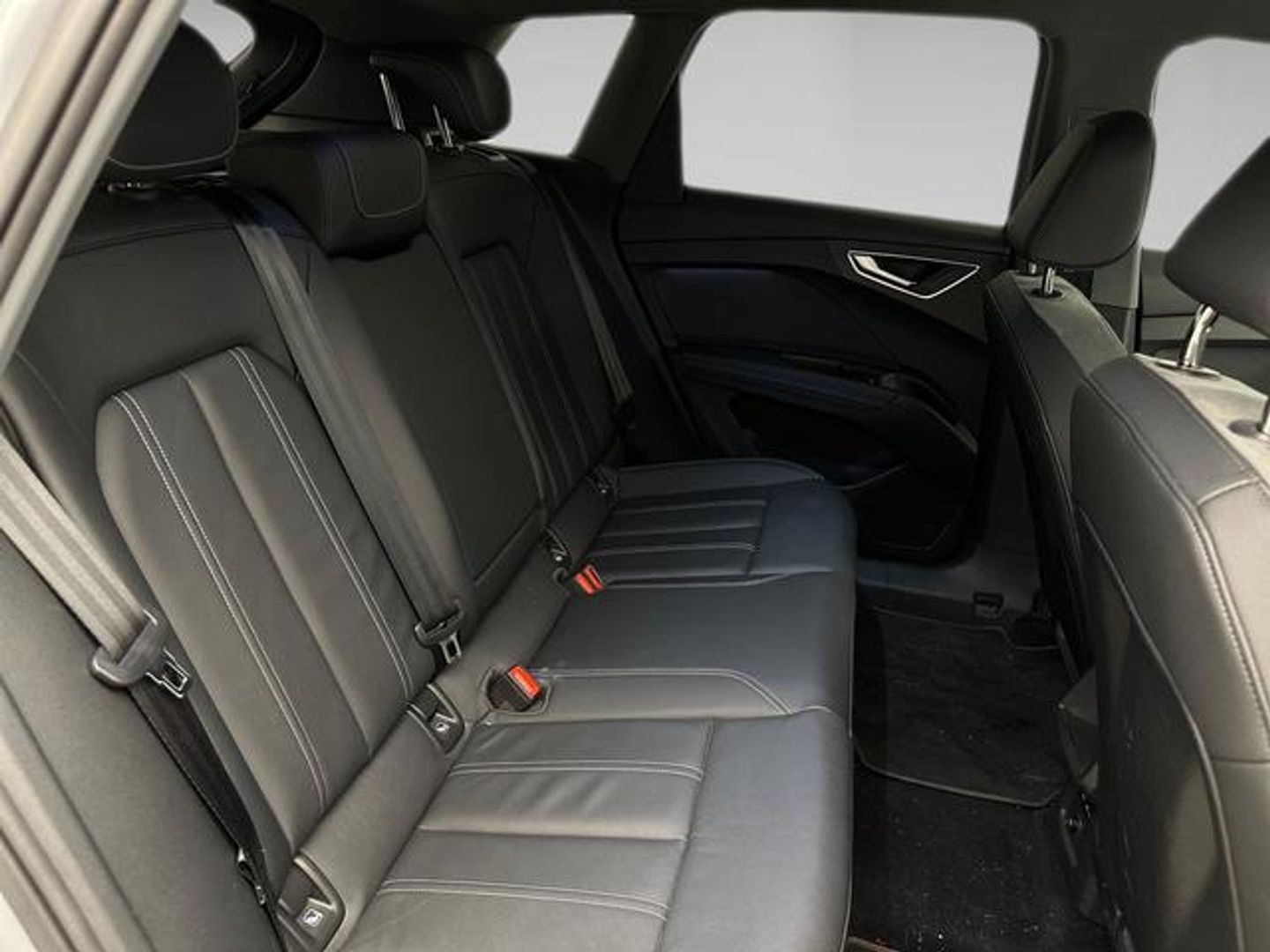 Audi Q4 e-tron Advanced 40 e-tron 150 kW (204 CV)