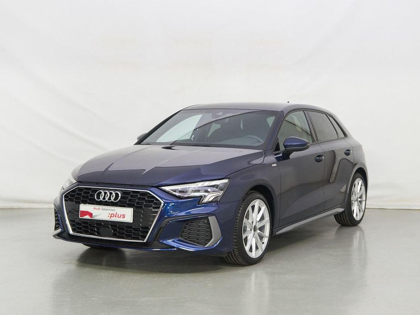 Audi A3 Sportback 30 TFSI S line Azul Compact