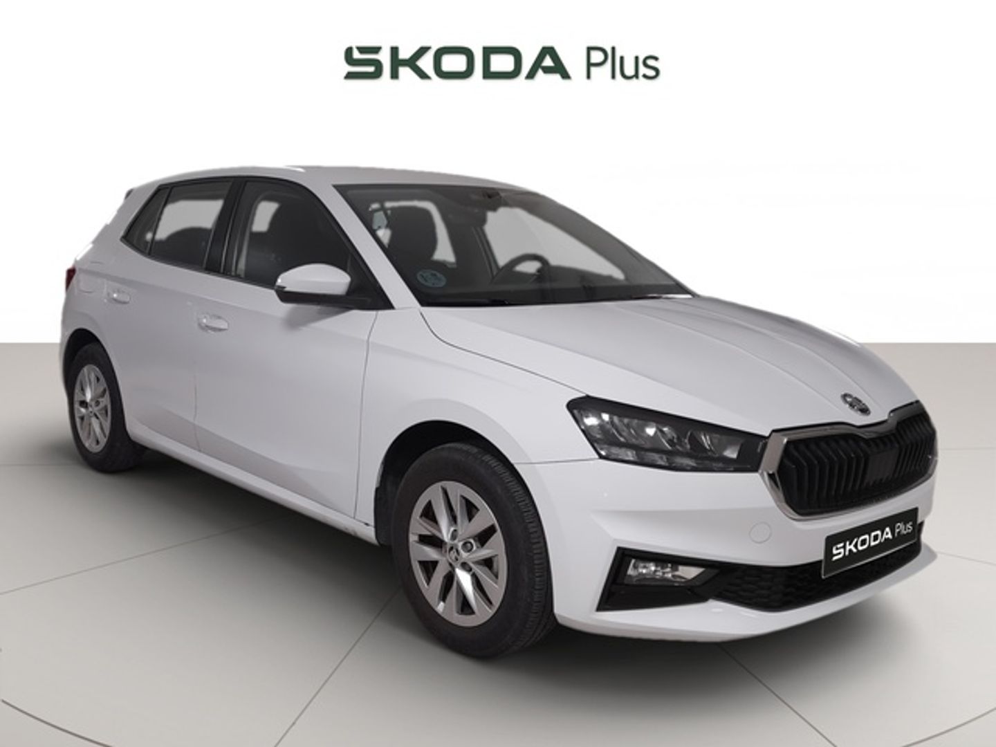 Skoda Fabia 1.0 TSI Essence Blanco Sedan