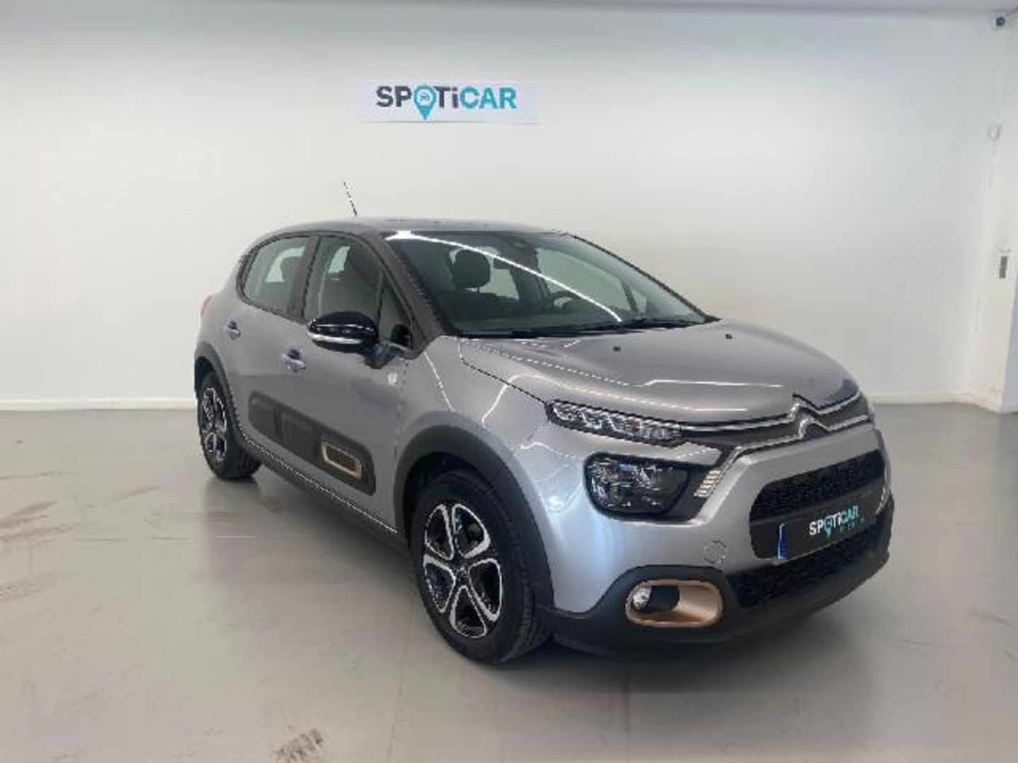 Citroen C3 PureTech 82 C-Series Gris Compact