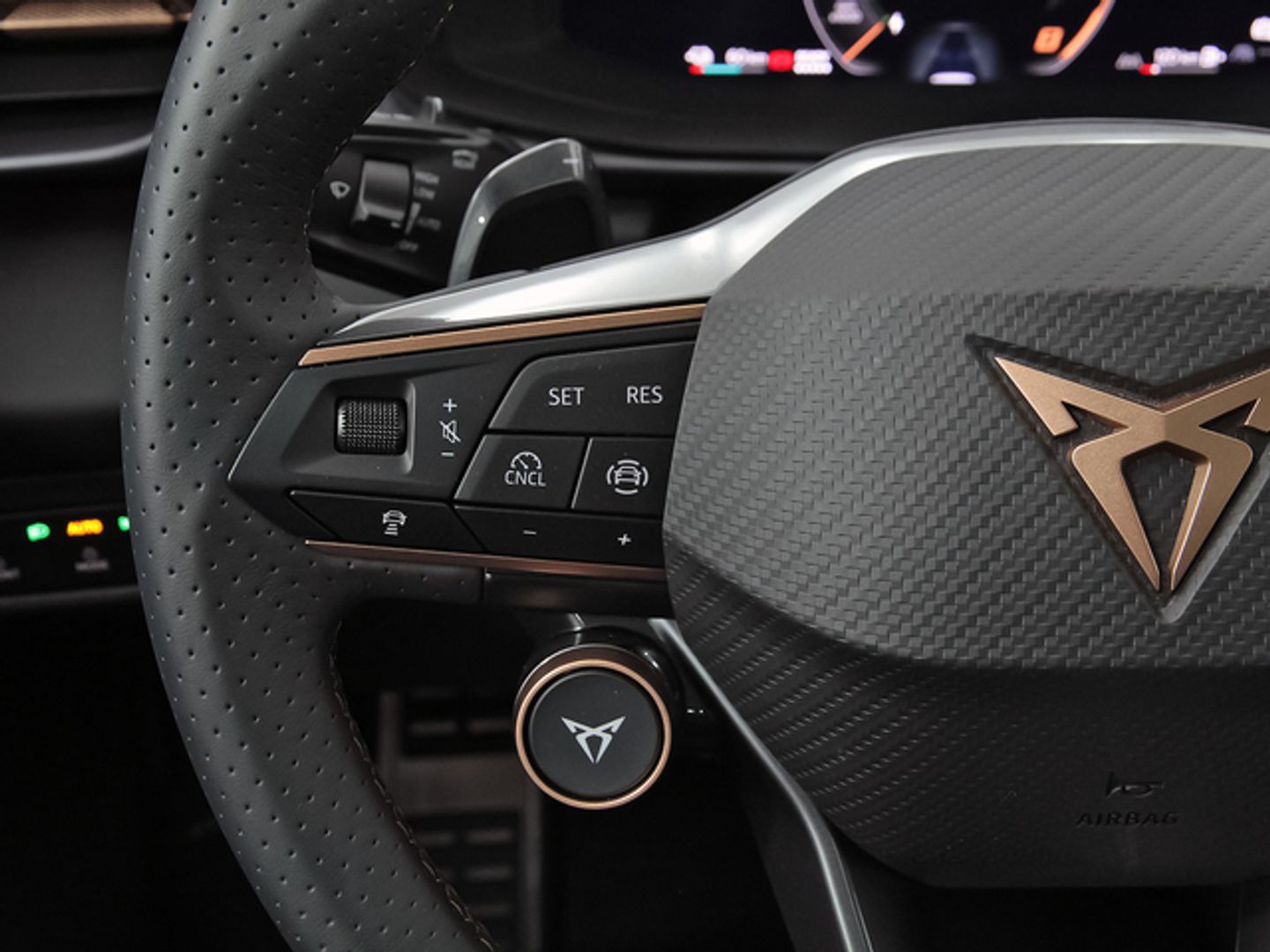 CUPRA Terramar 1.5 TSI e-Hybrid VZ DSG 200 kW (272 CV)