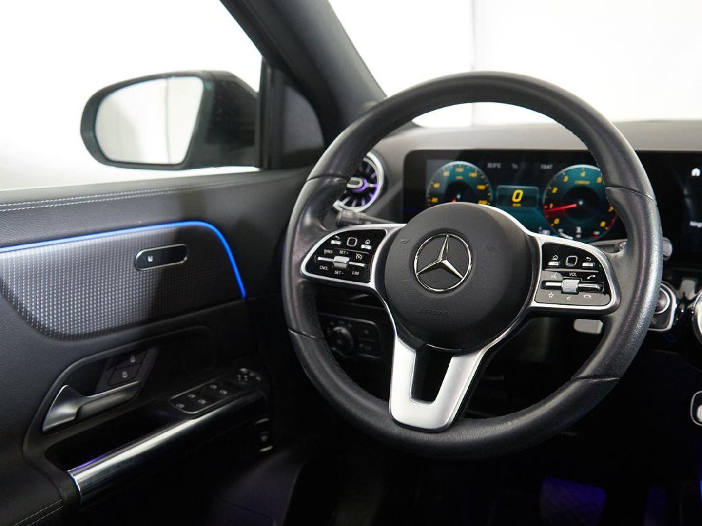 Mercedes-benz GLA 180 -