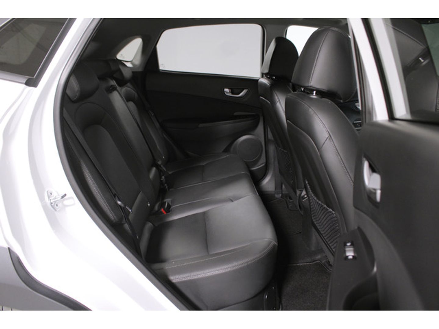 Hyundai Kona 1.6 GDI HEV Style Sky DCT 104 kW (141 CV)
