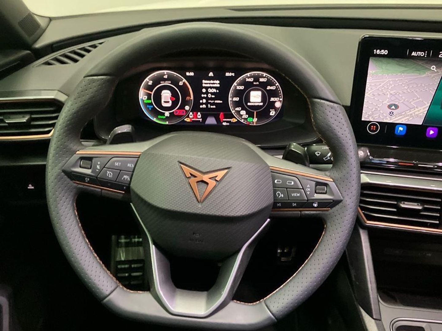 Cupra León 1.4 e-Hybrid -