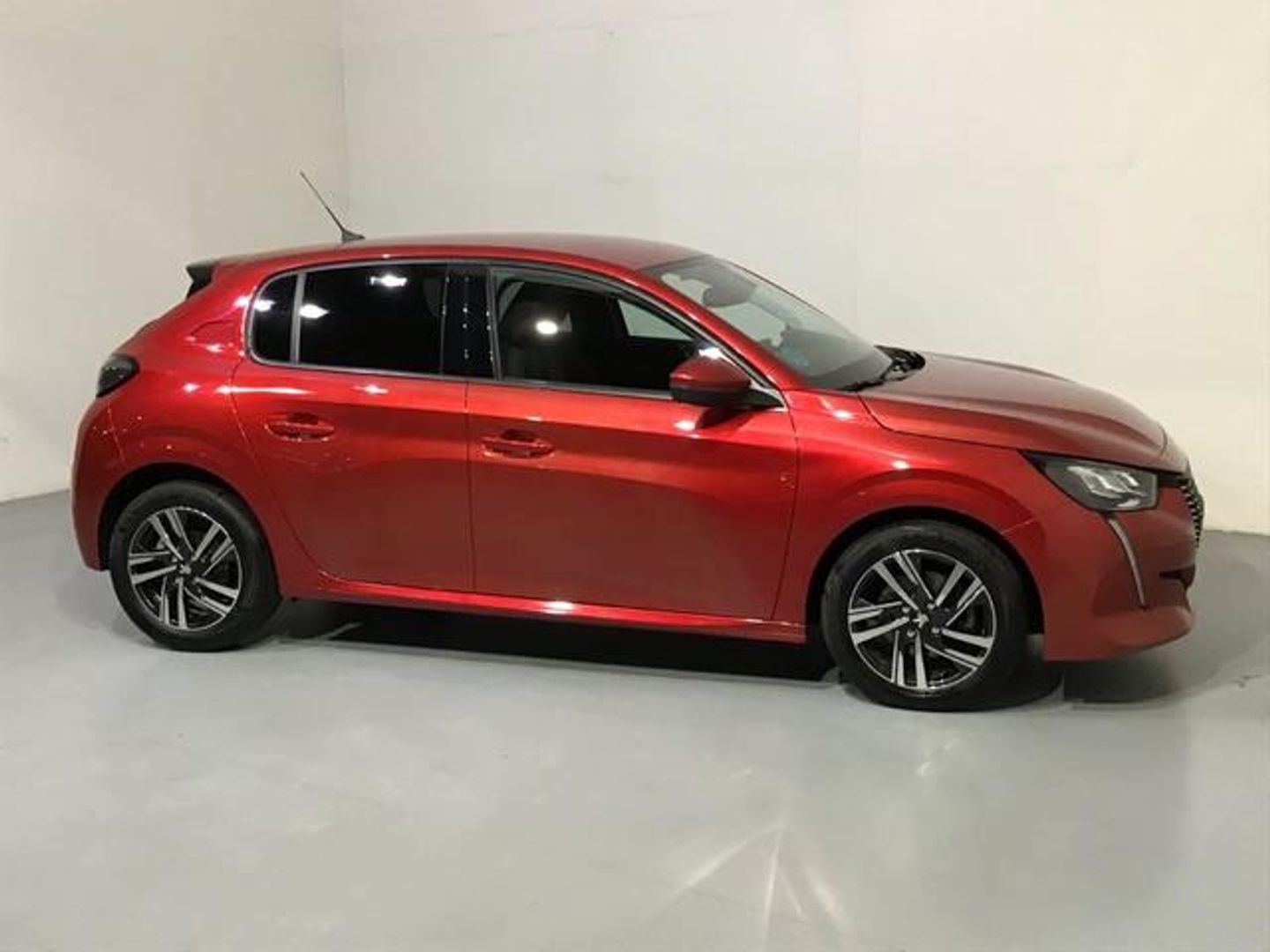 Peugeot 208 PureTech 100 Allure