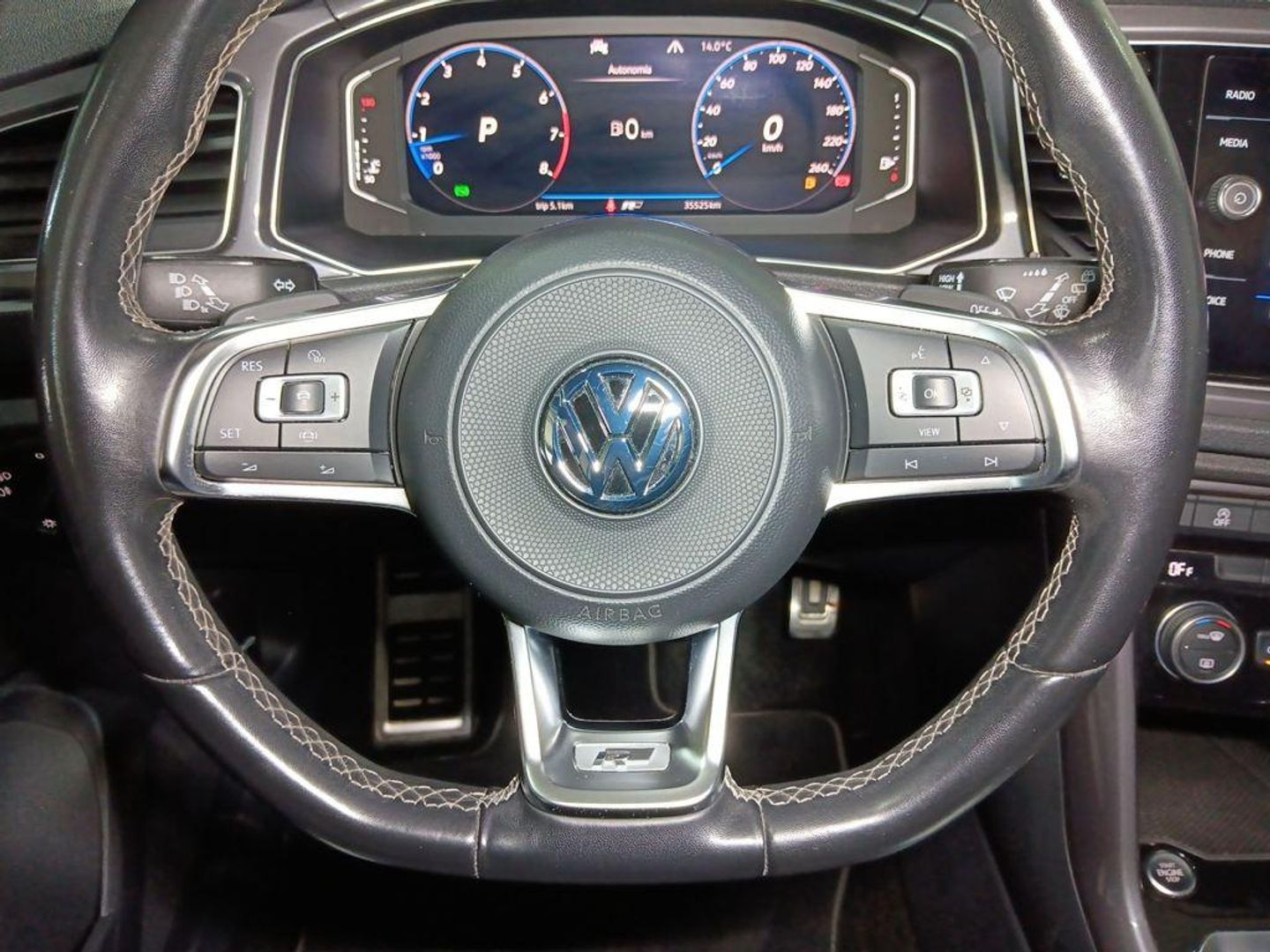 Volkswagen T-Roc 2.0 TSI Sport