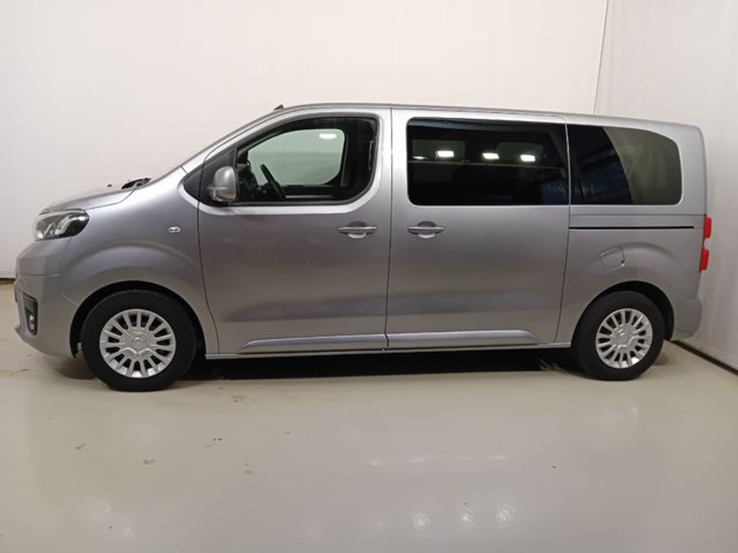 Toyota Proace Verso Shuttle 2.0D SHUTTLE+PACK ACTIVE