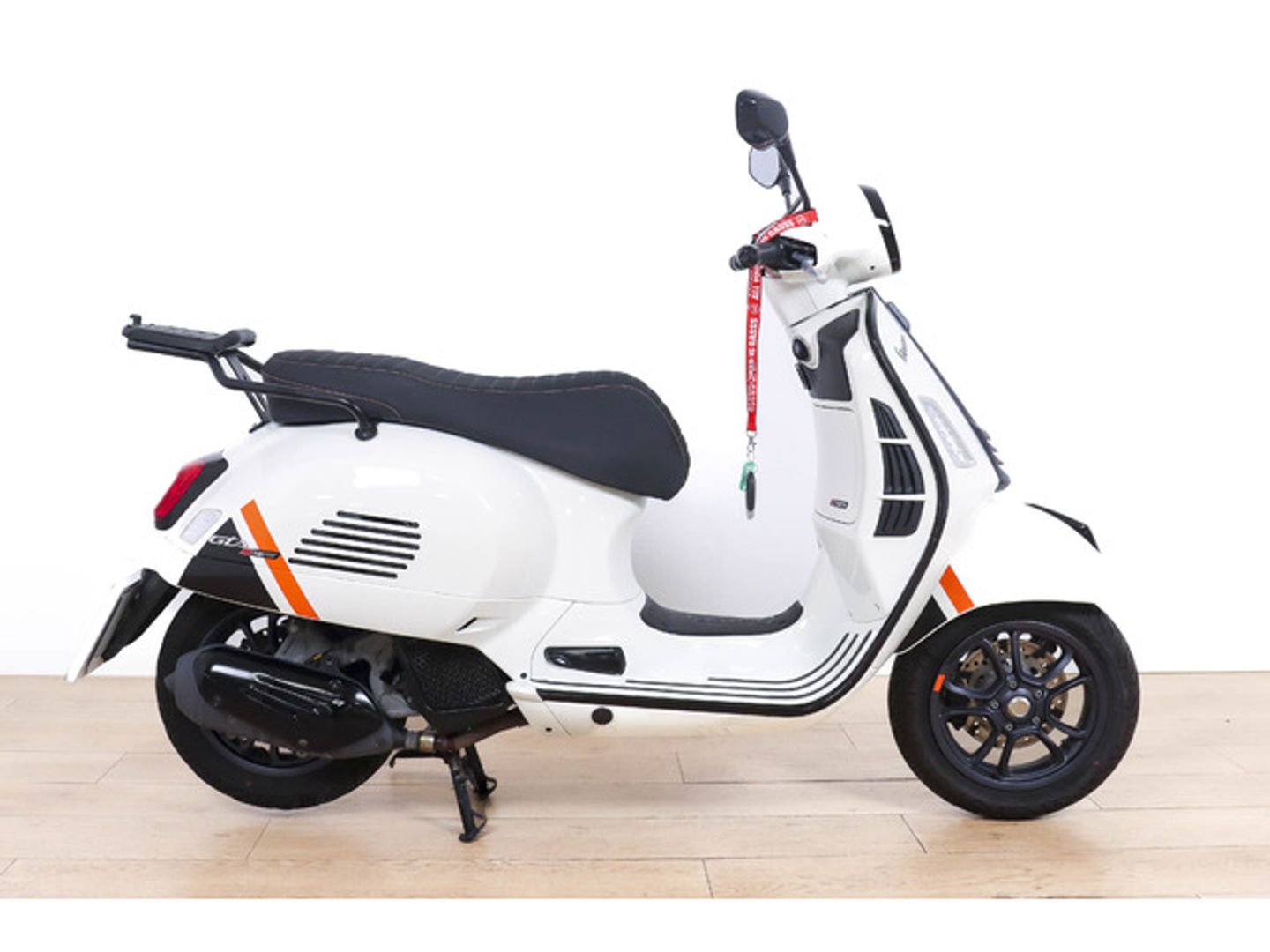 Vespa GTS 125 SUPERSPORT Blanco Motorcycle