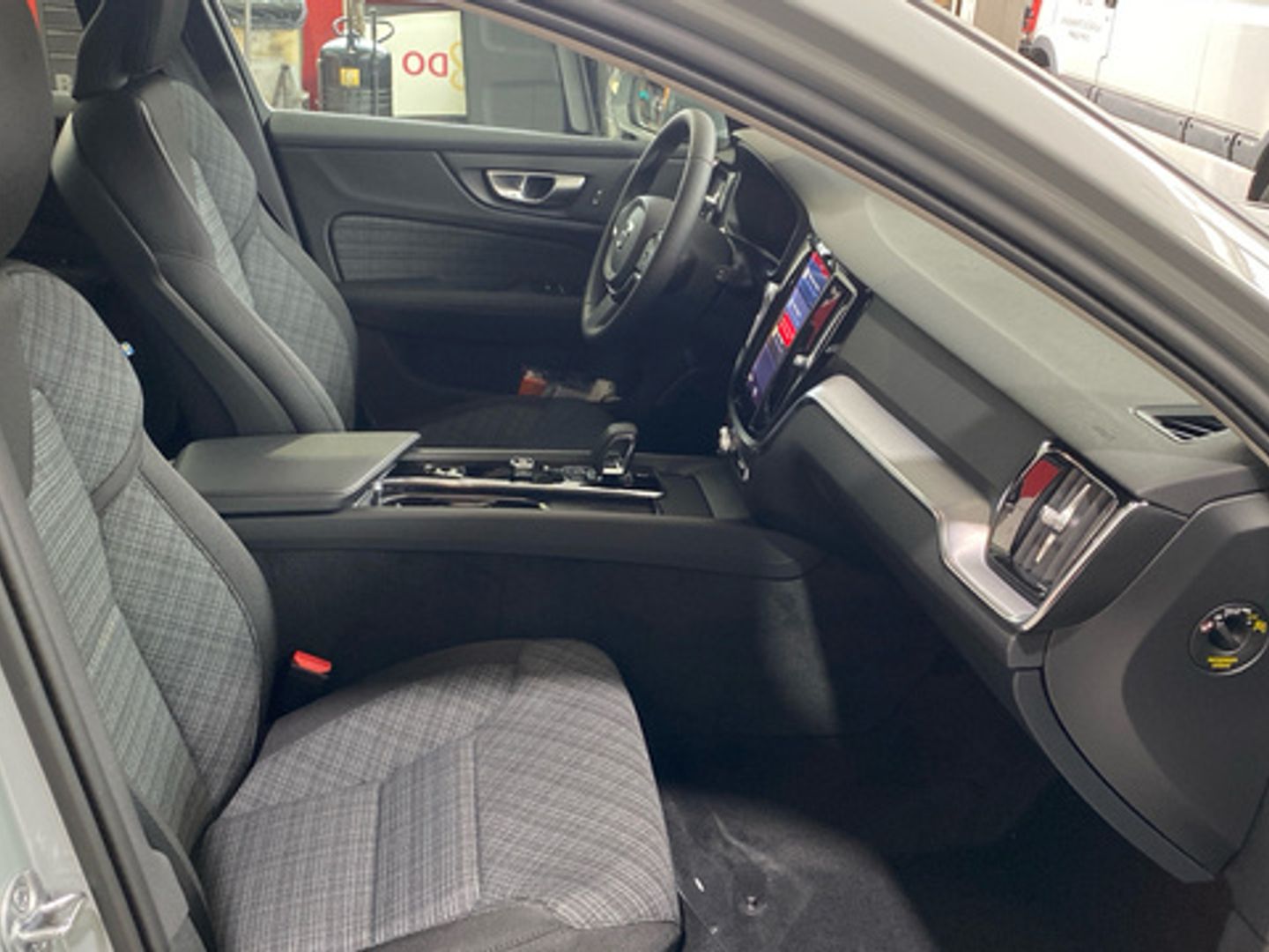 Volvo V60 B4 D Core