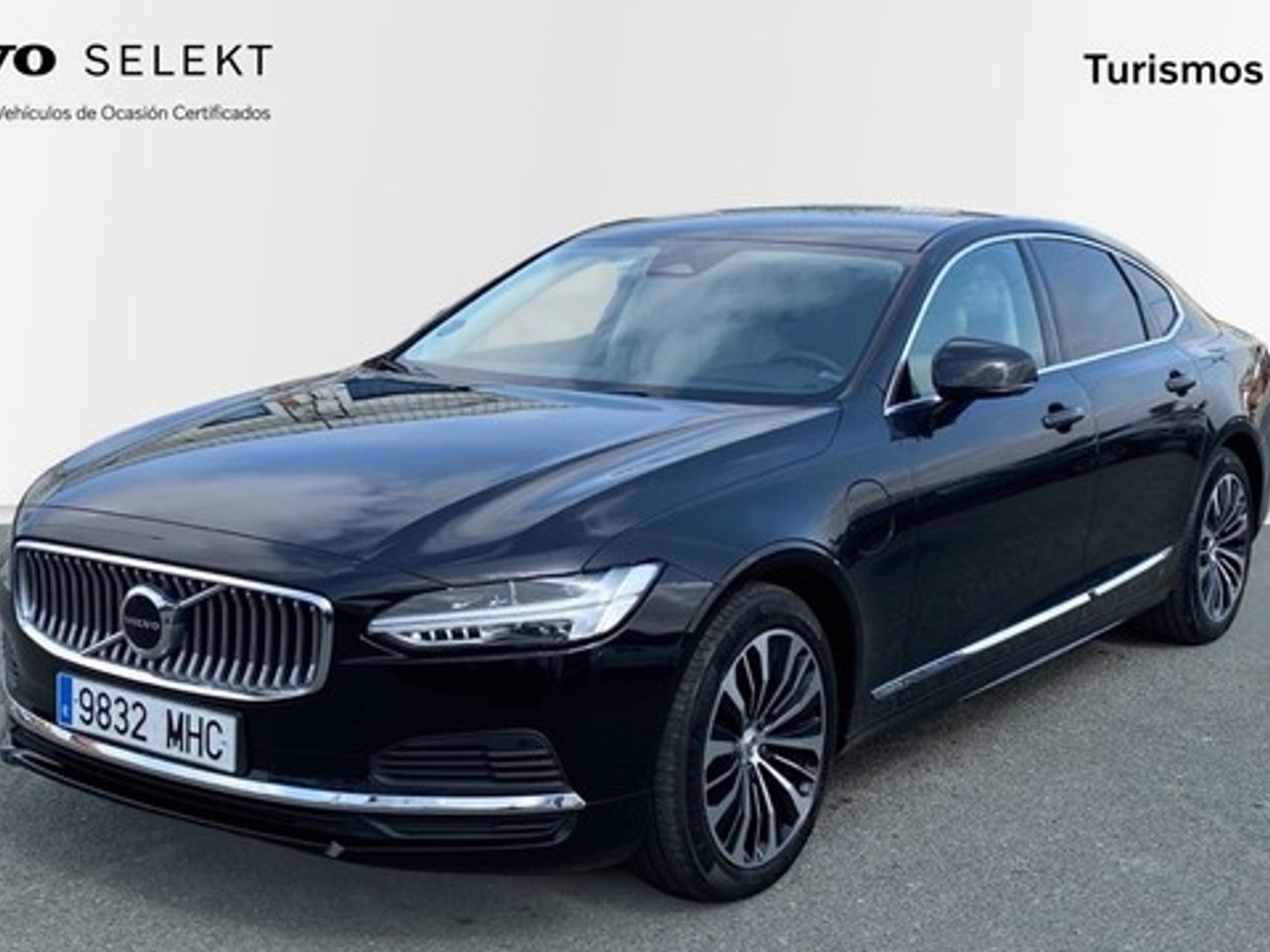 Volvo S90 T8 Recharge Core Bright