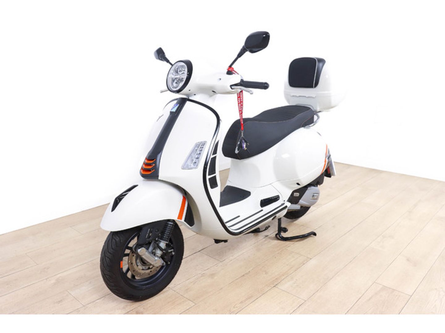VESPA GTS 125 SUPERSPORT