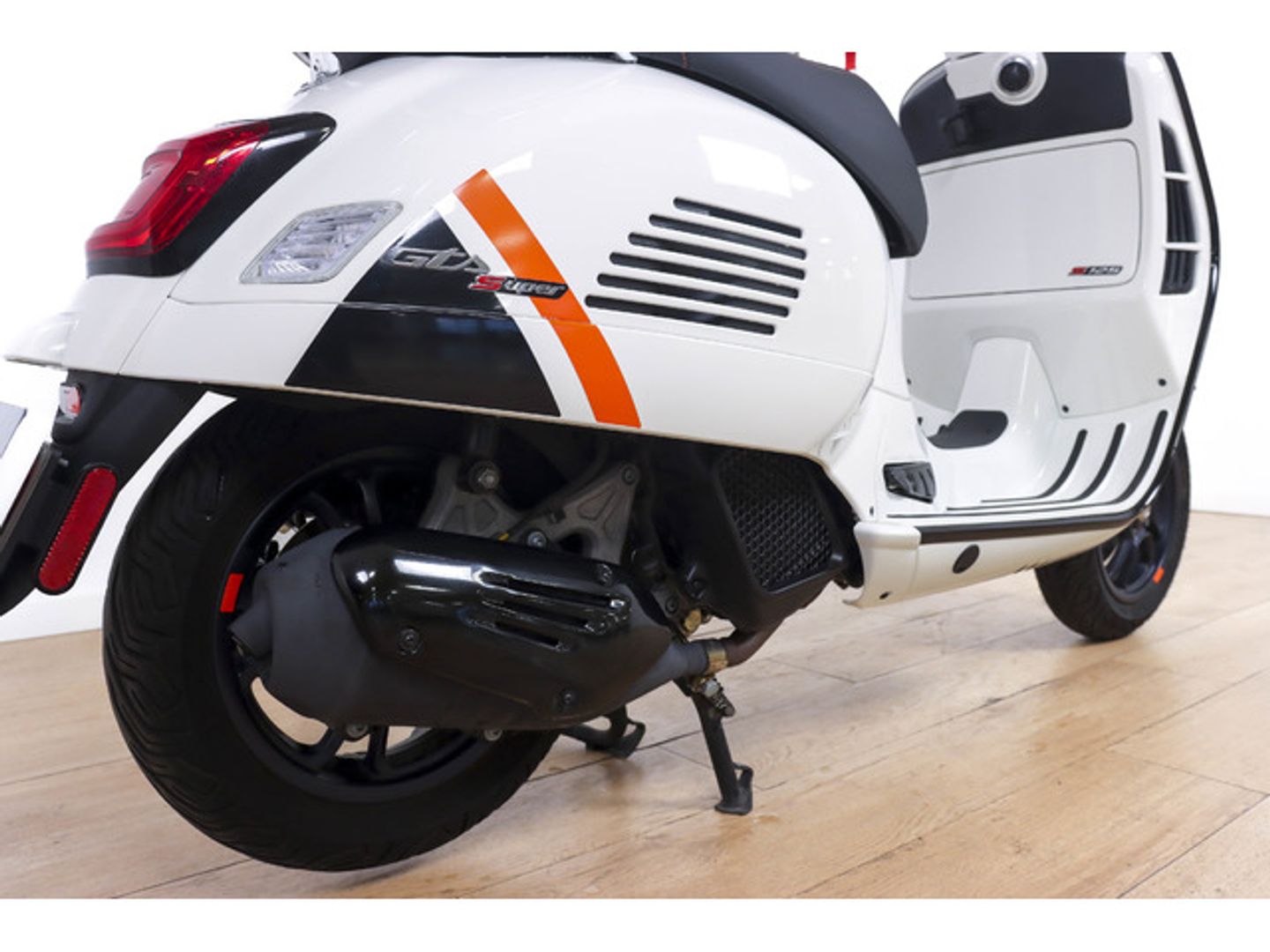 VESPA GTS 125 SUPERSPORT