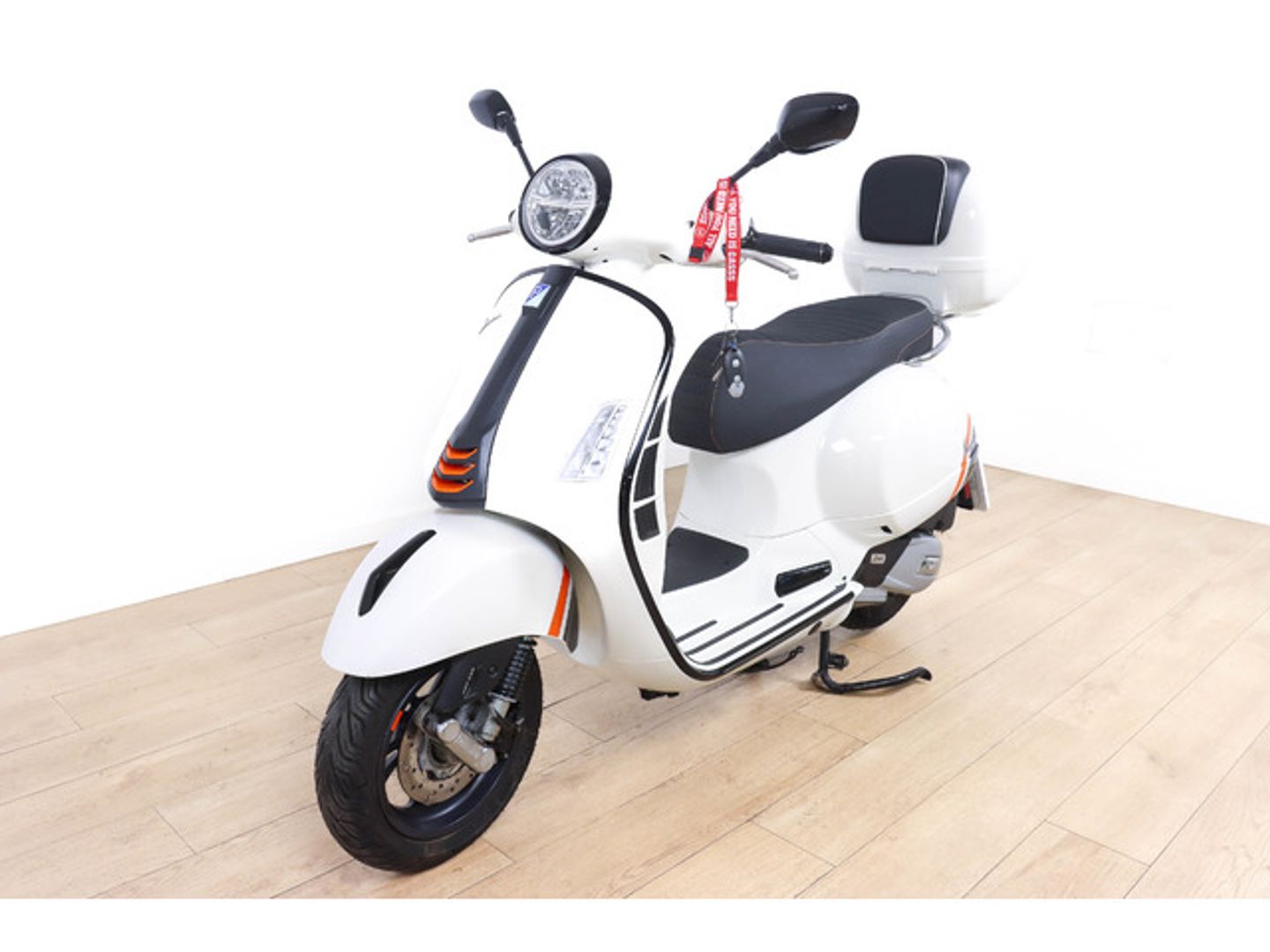 VESPA GTS 125 SUPERSPORT