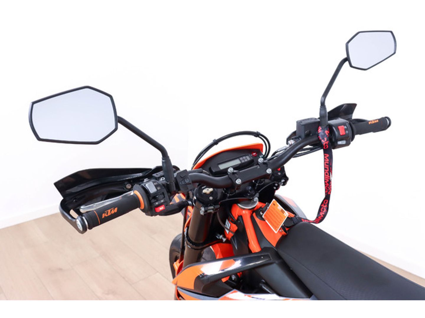 Ktm SMC 690 SUPERMOTO R
