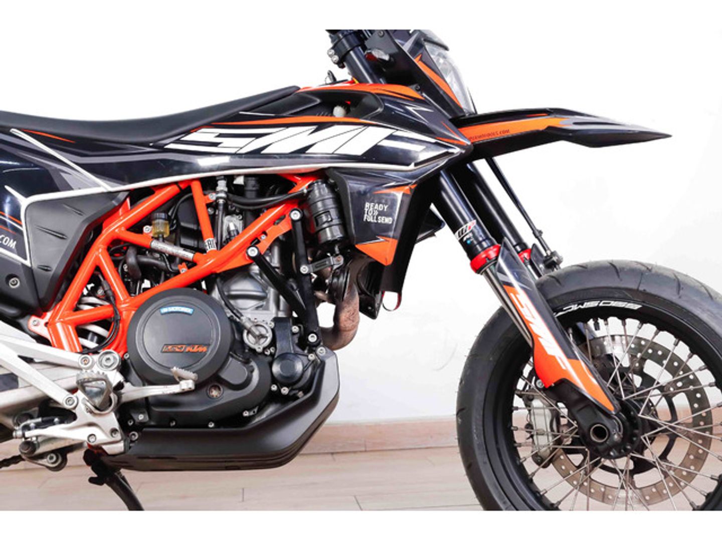 Ktm SMC 690 SUPERMOTO R