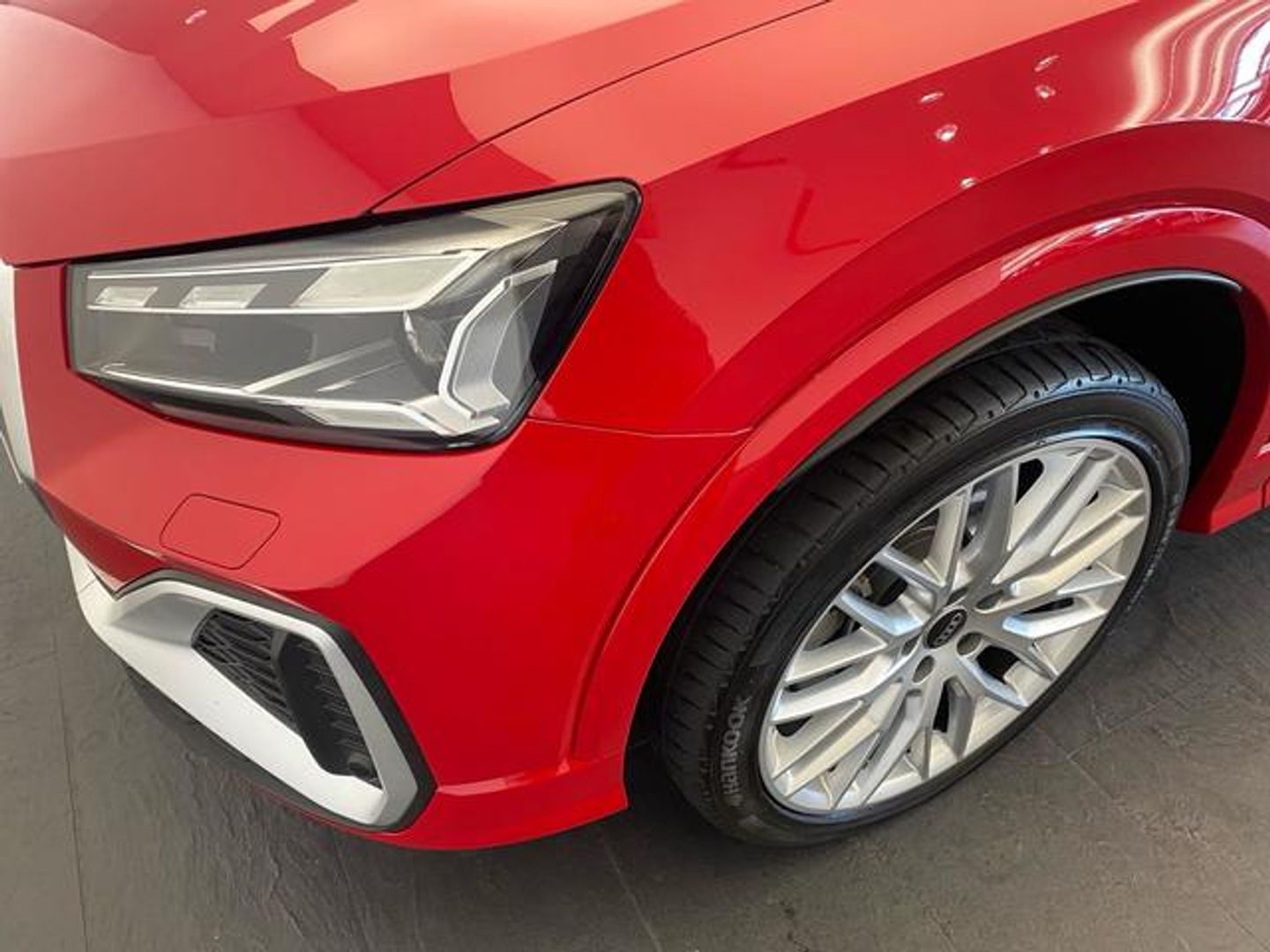 Audi Q2 Adrenalin 30 TDI 85 kW (116 CV) S tronic