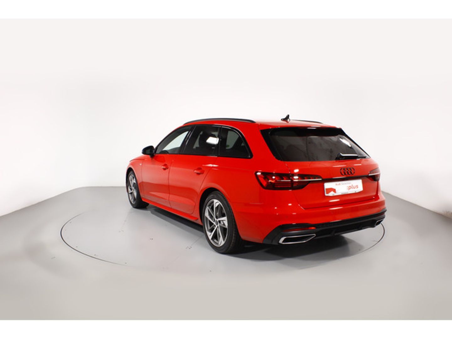 Audi A4 Avant 35 TDI S line