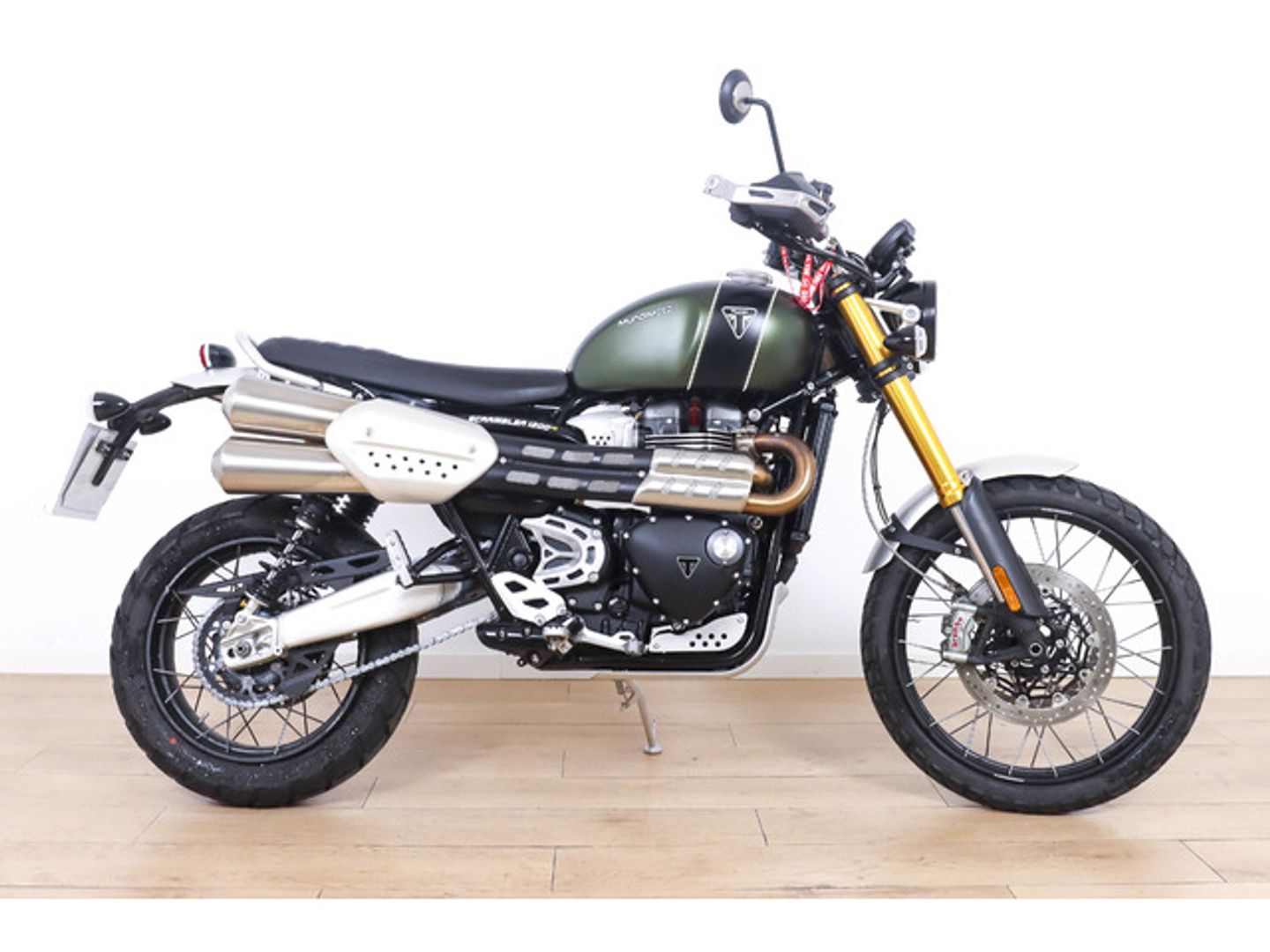 Triumph SCRAMBLER 1200 XE Verde Motorcycle