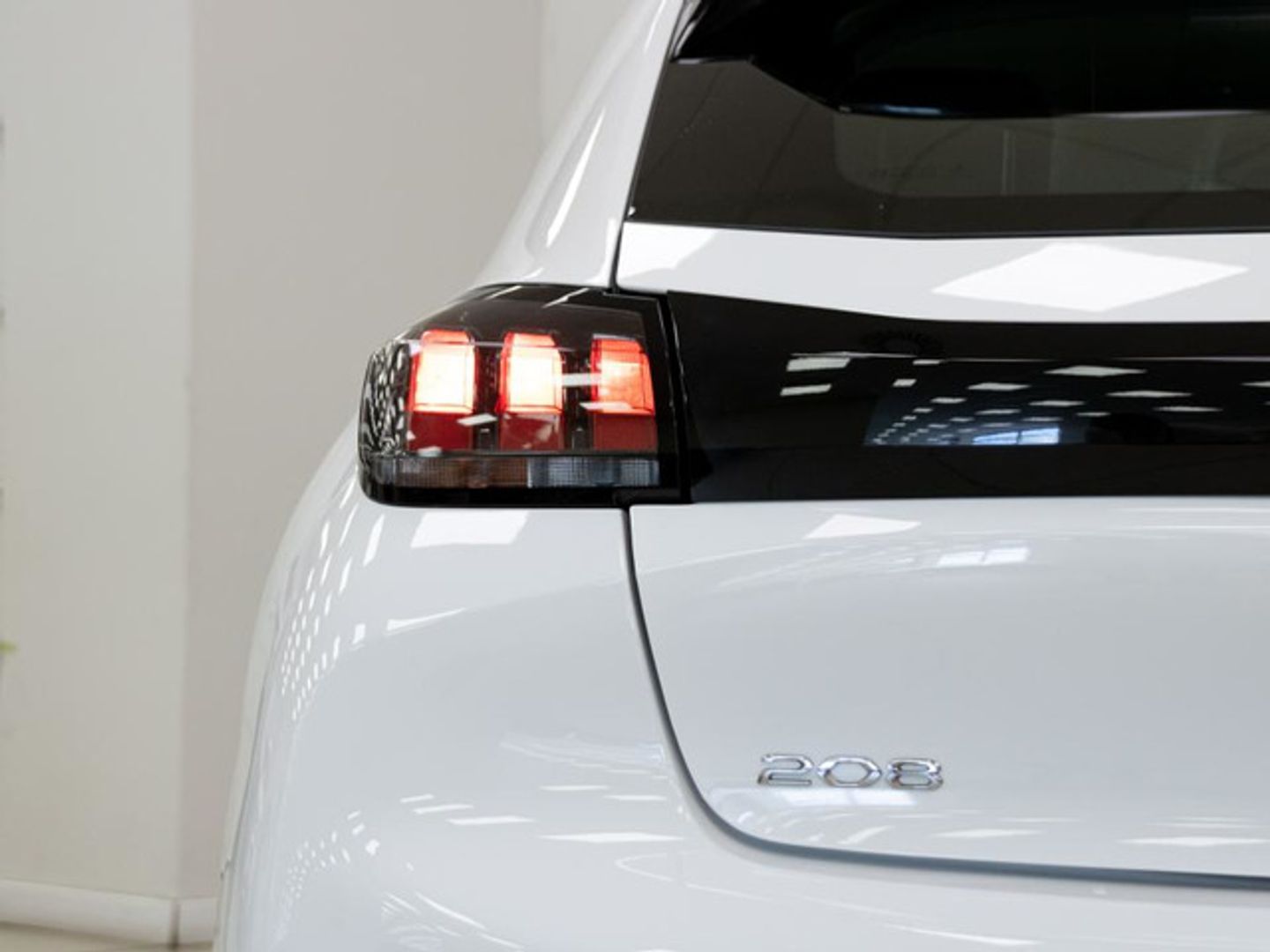Peugeot 208 PureTech 100 Active Pack 75 kW (100 CV)