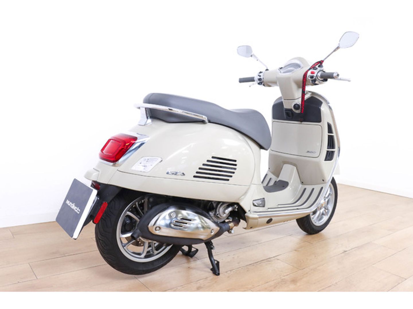 Vespa GTS 125