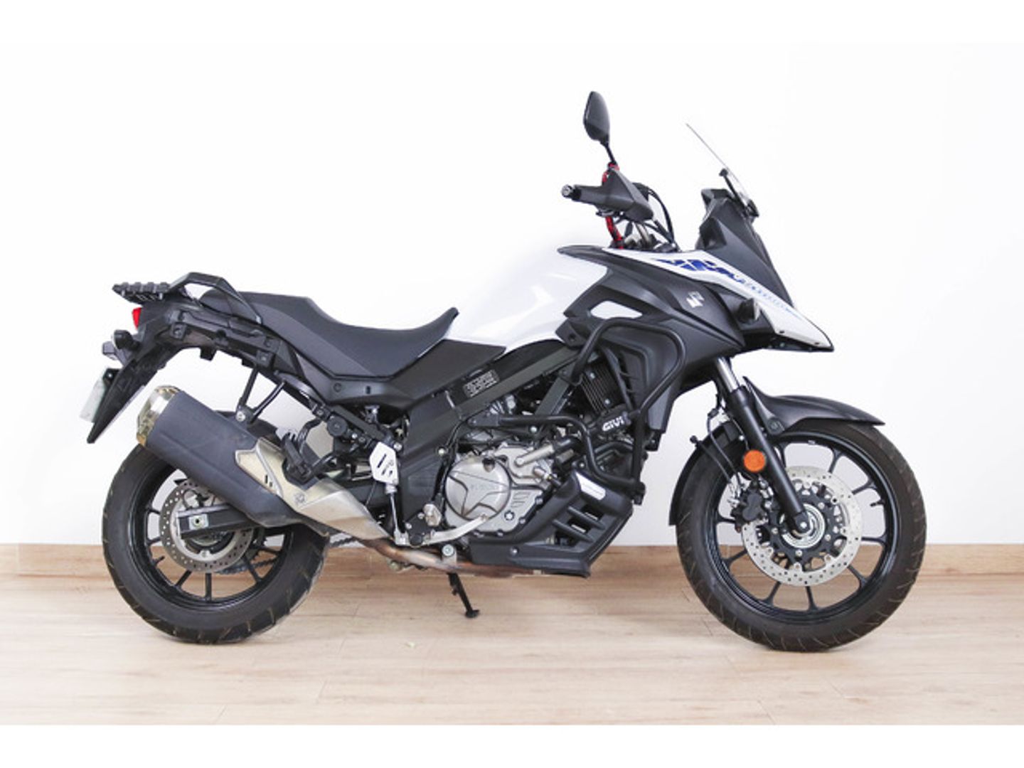 Suzuki V-Strom 650 Negro Motorcycle