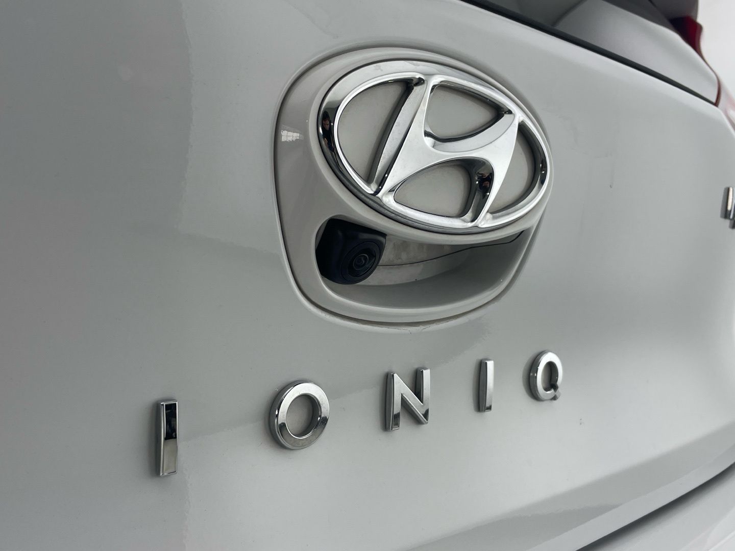 Hyundai Ioniq 1.6 GDI HEV