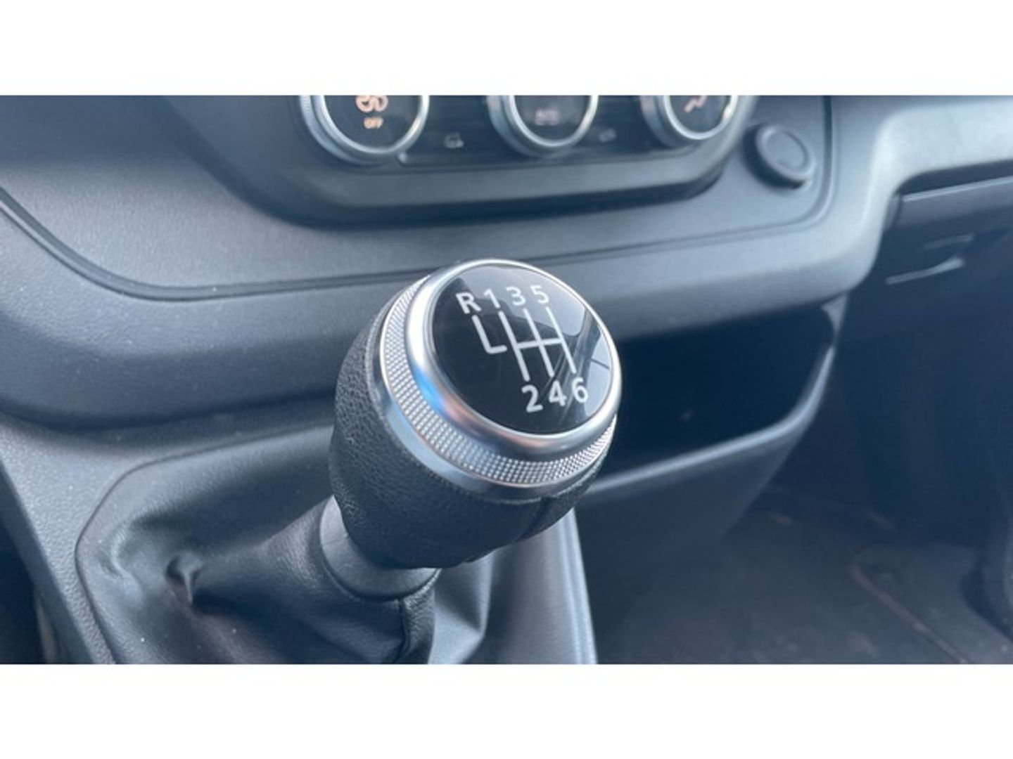 Renault Trafic Furgon dCi 130 -